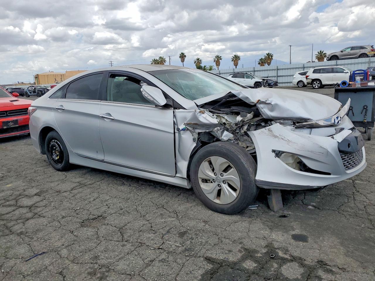 2014 Hyundai Sonata Hybrid Base Silver vin: KMHEC4A41EA114902