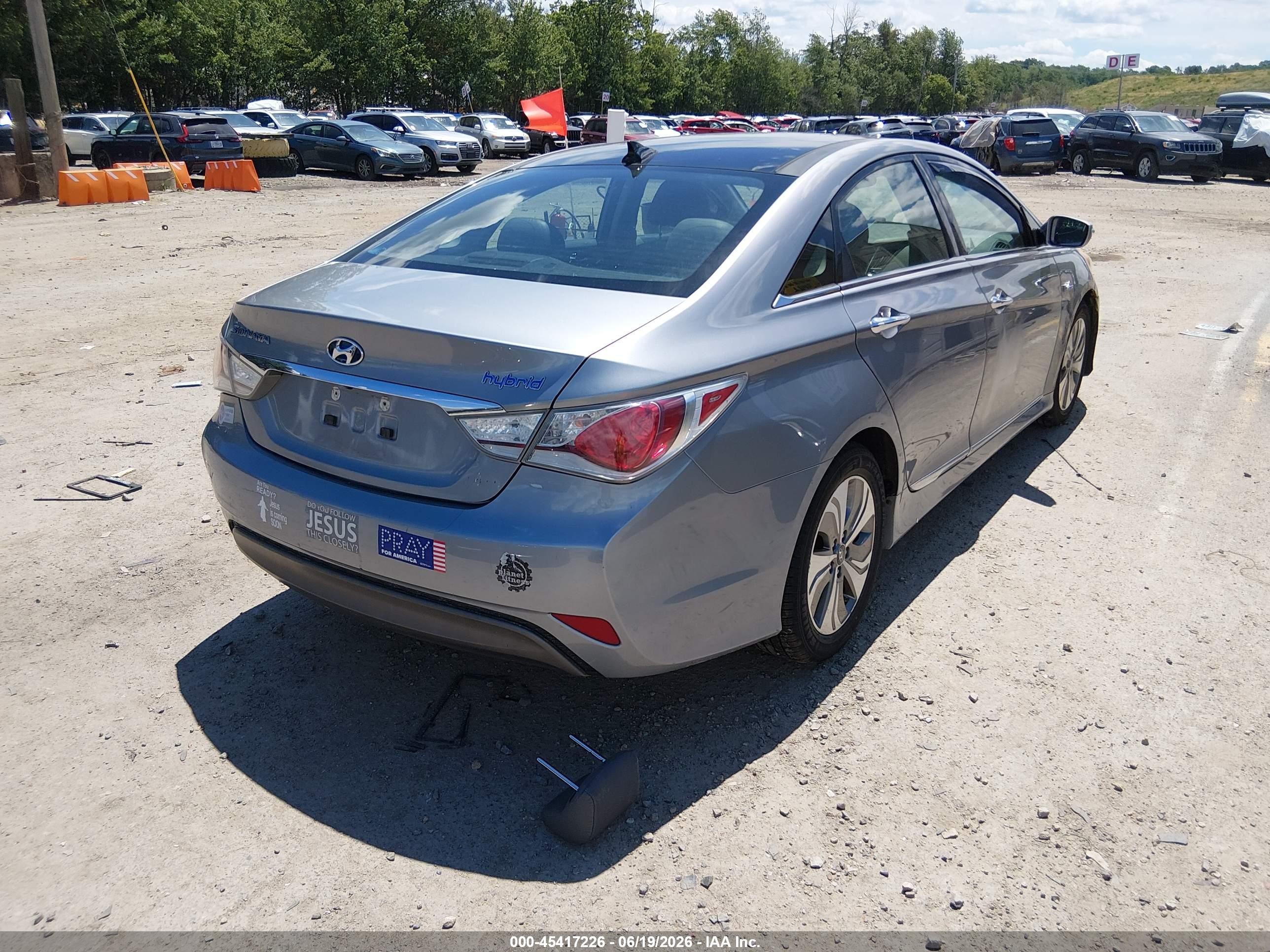 2015 Hyundai Sonata Hybrid Limited Серебряный vin: KMHEC4A41FA126422