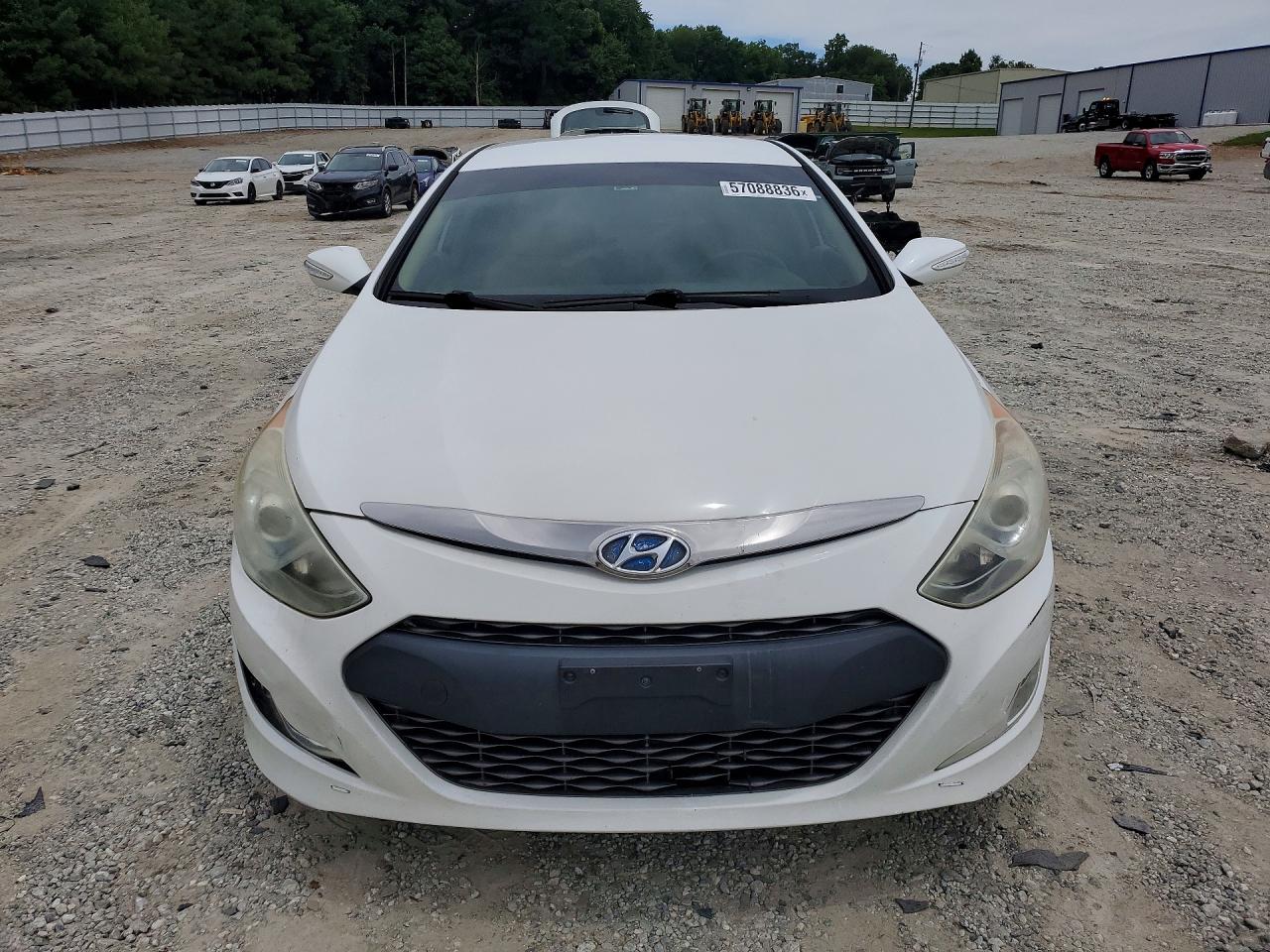 2015 Hyundai Sonata Hybrid Base White vin: KMHEC4A41FA126534