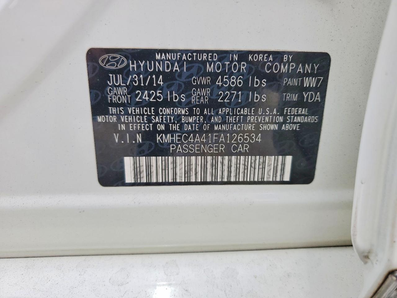 2015 Hyundai Sonata Hybrid Base White vin: KMHEC4A41FA126534