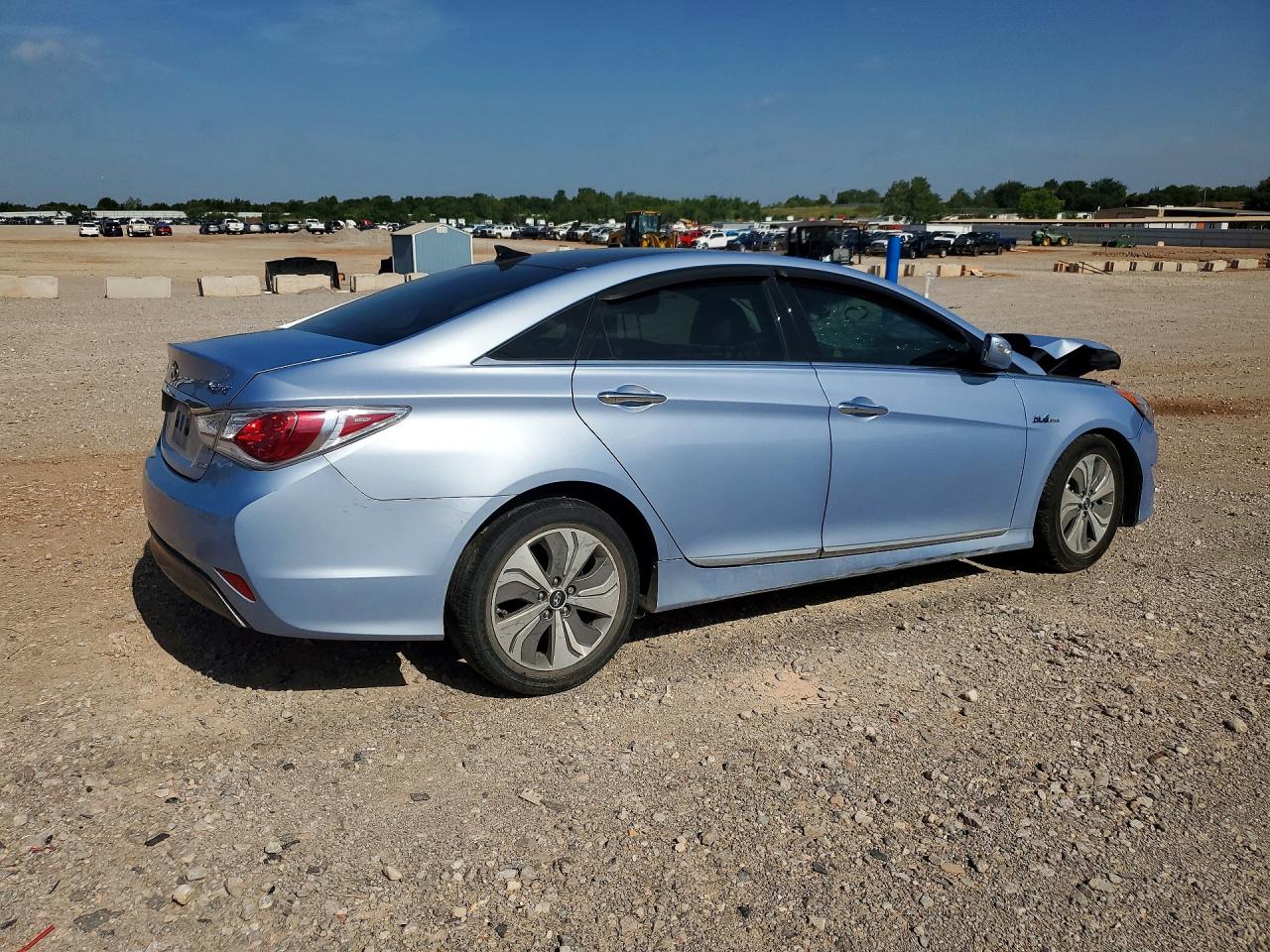 2015 Hyundai Sonata Hybrid Limited Blue vin: KMHEC4A41FA129708
