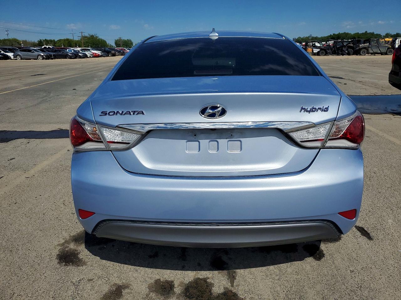 2015 Hyundai Sonata Hybrid Base Blue vin: KMHEC4A41FA134908