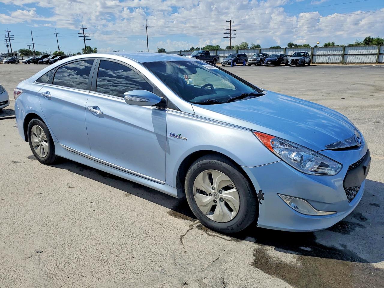 2015 Hyundai Sonata Hybrid Base Blue vin: KMHEC4A41FA134908