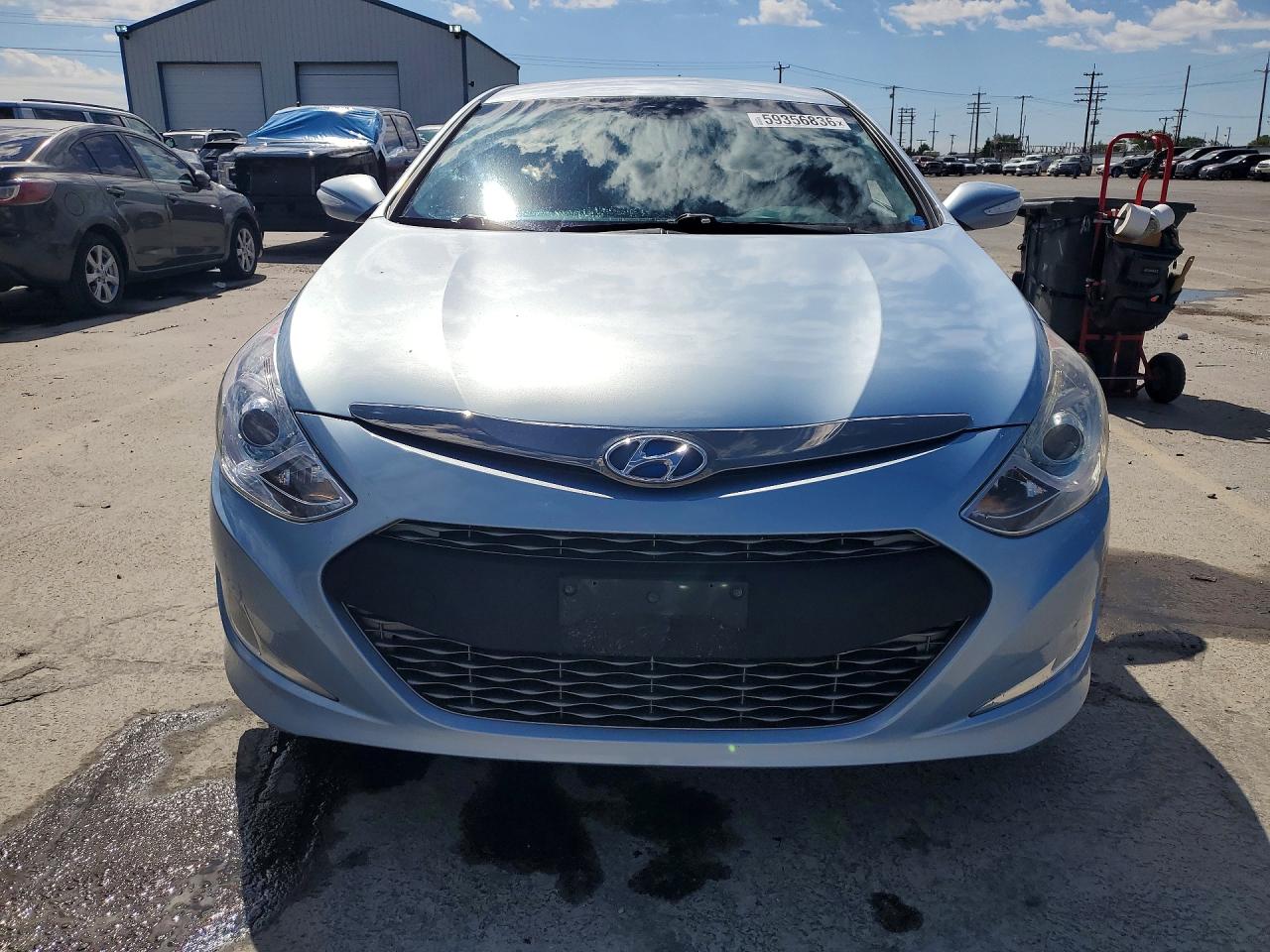 2015 Hyundai Sonata Hybrid Base Blue vin: KMHEC4A41FA134908