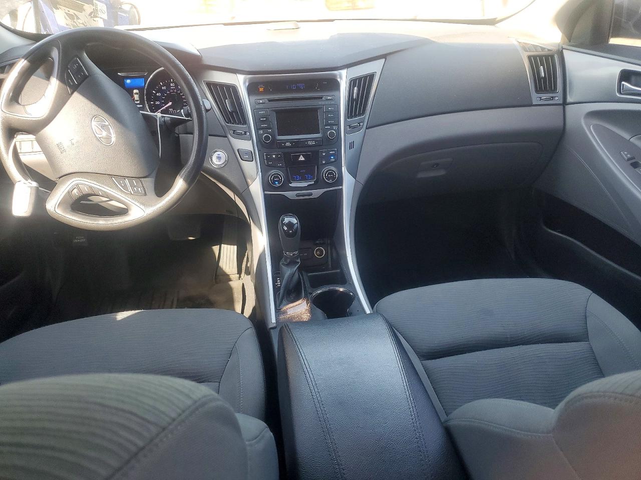 2015 Hyundai Sonata Hybrid Base Black vin: KMHEC4A41FA134956