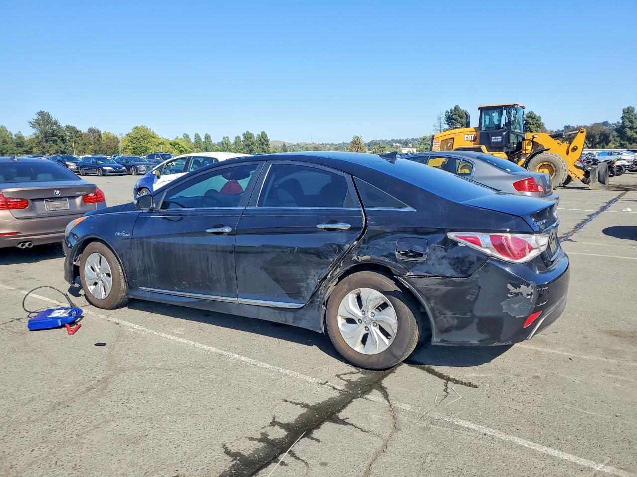 2015 Hyundai Sonata Hybrid Base Black vin: KMHEC4A41FA134956