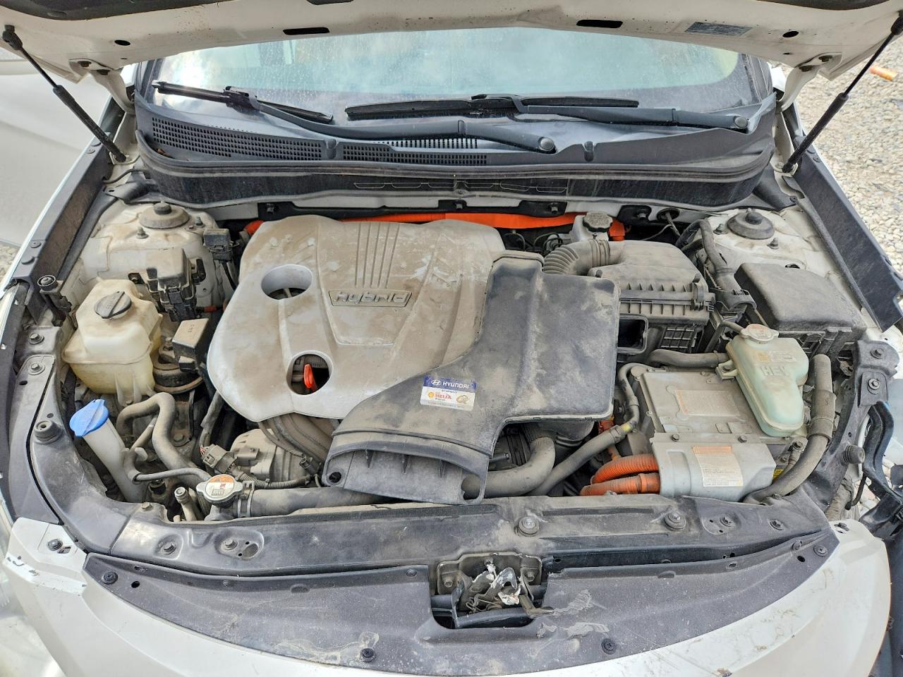 2015 Hyundai Sonata Hybrid Base Белый vin: KMHEC4A41FA139848