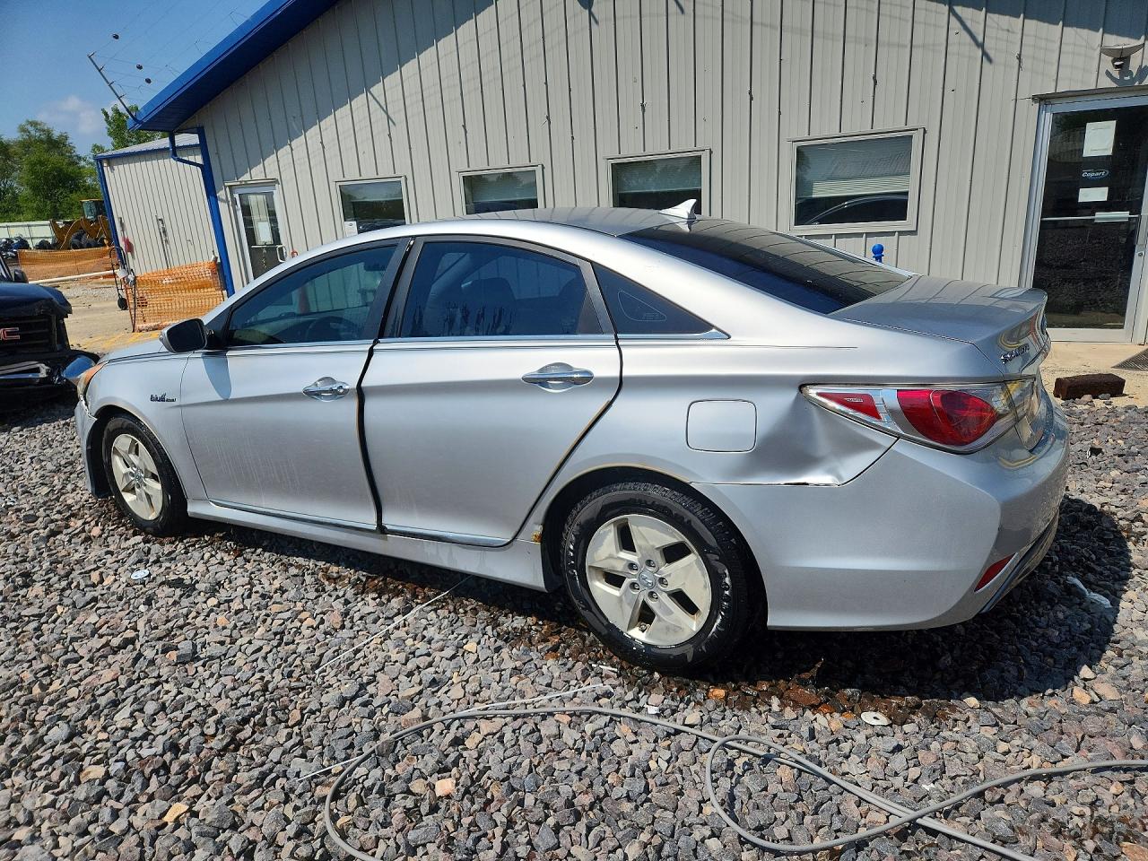 2011 Hyundai Sonata Hybrid Серебряный vin: KMHEC4A42BA003464