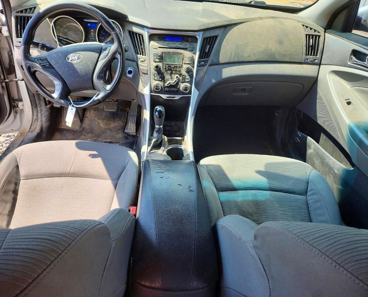 2011 Hyundai Sonata Hybrid Серебряный vin: KMHEC4A42BA003464