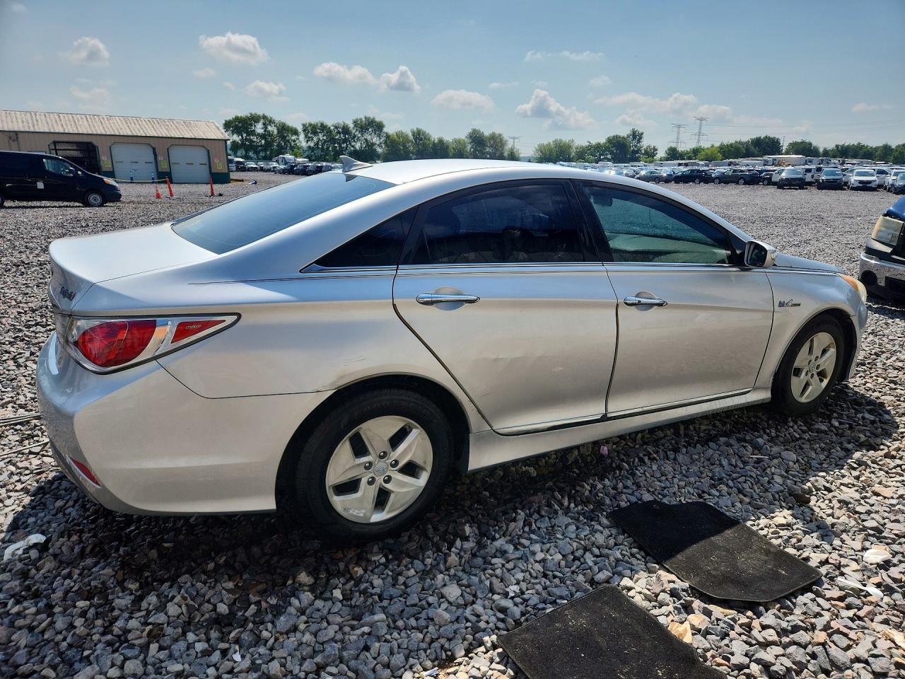 2011 Hyundai Sonata Hybrid Серебряный vin: KMHEC4A42BA003464