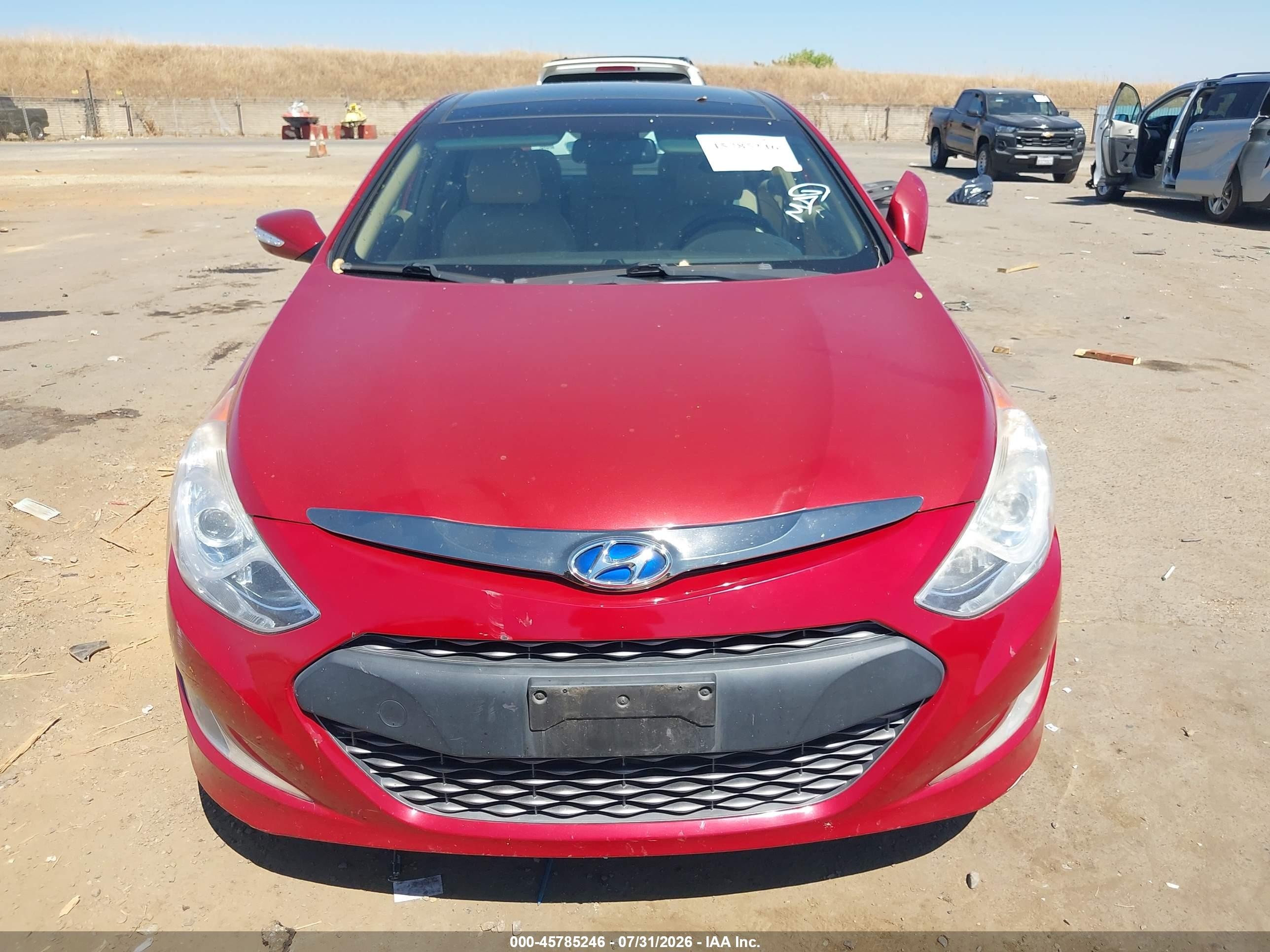 2012 Hyundai Sonata Hybrid   Red vin: KMHEC4A42CA023540