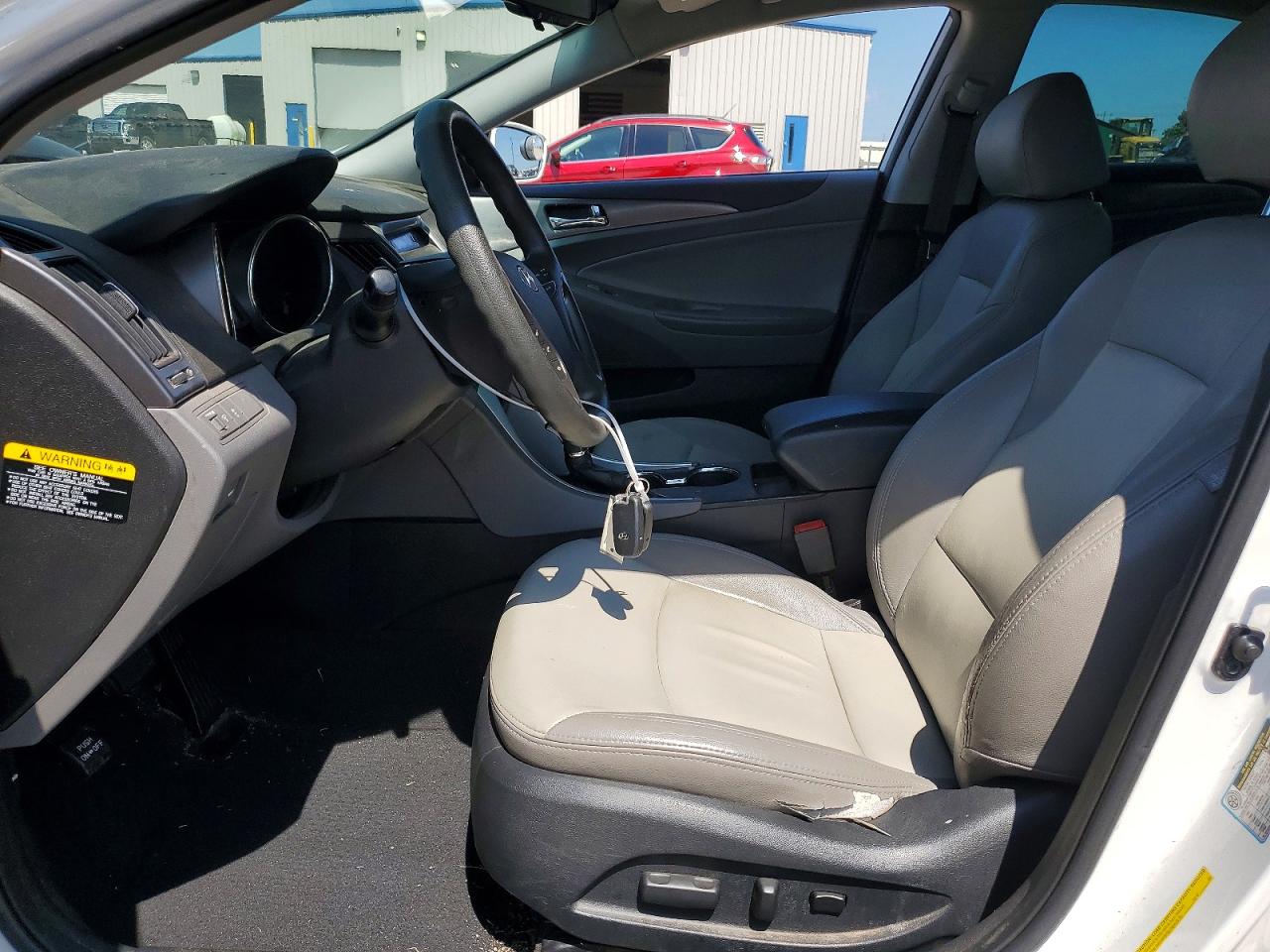 2012 Hyundai Sonata Hybrid White vin: KMHEC4A42CA024705