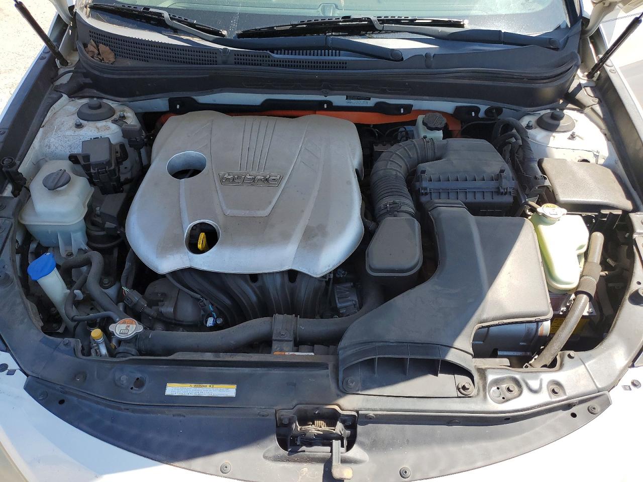 2012 Hyundai Sonata Hybrid White vin: KMHEC4A42CA024705