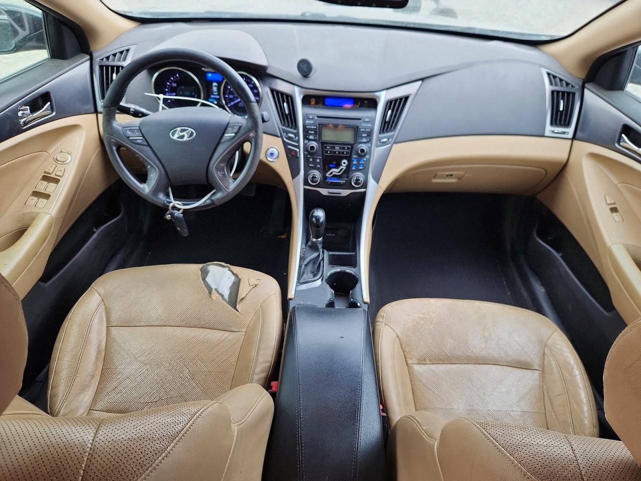 2012 Hyundai Sonata Hybrid Black vin: KMHEC4A42CA028592