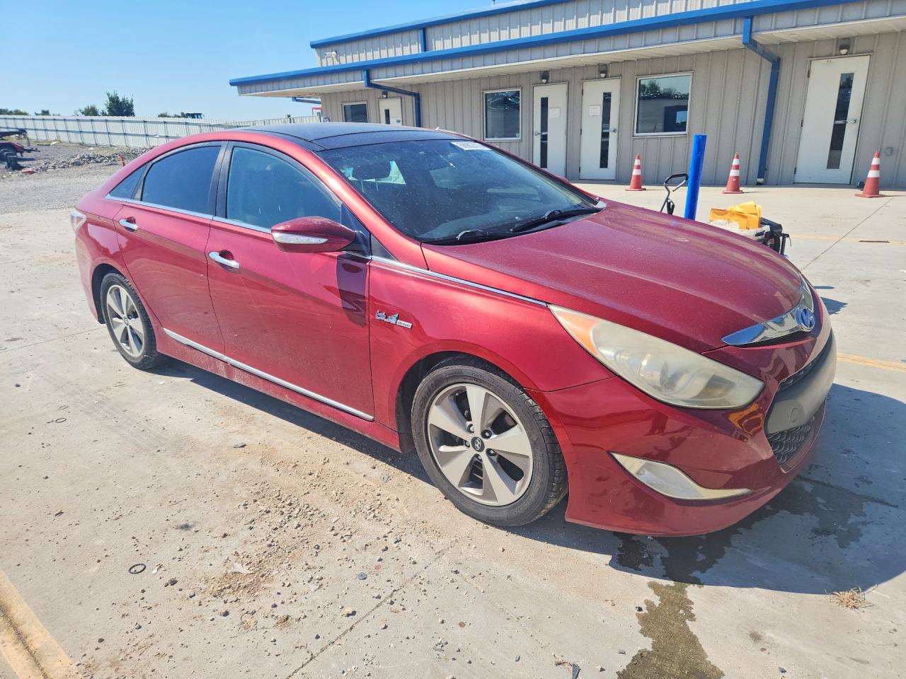 2012 Hyundai Sonata Hybrid Maroon vin: KMHEC4A42CA038572