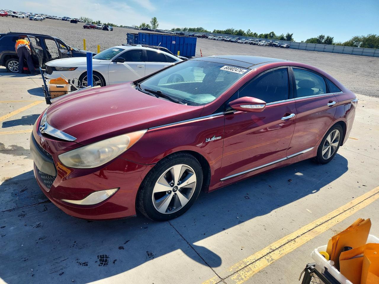 2012 Hyundai Sonata Hybrid Maroon vin: KMHEC4A42CA038572