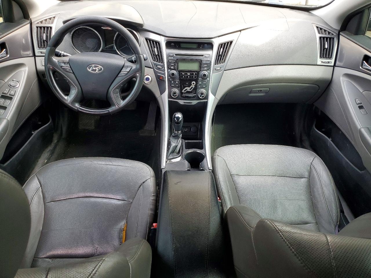 2012 Hyundai Sonata Hybrid Silver vin: KMHEC4A42CA041908