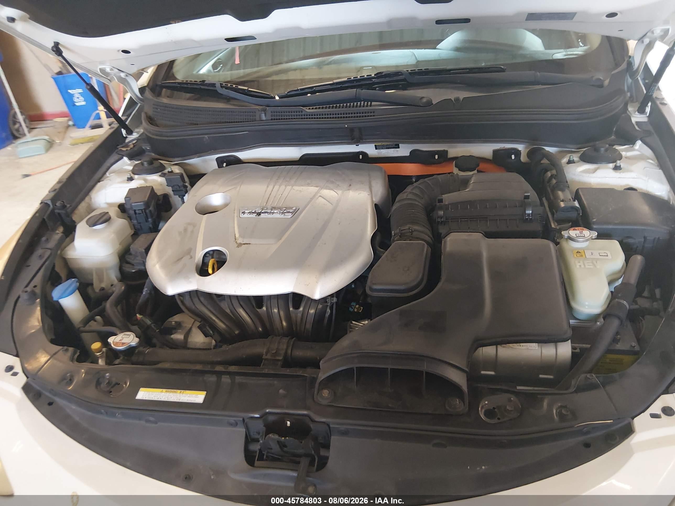2012 Hyundai Sonata Hybrid   Белый vin: KMHEC4A42CA047837