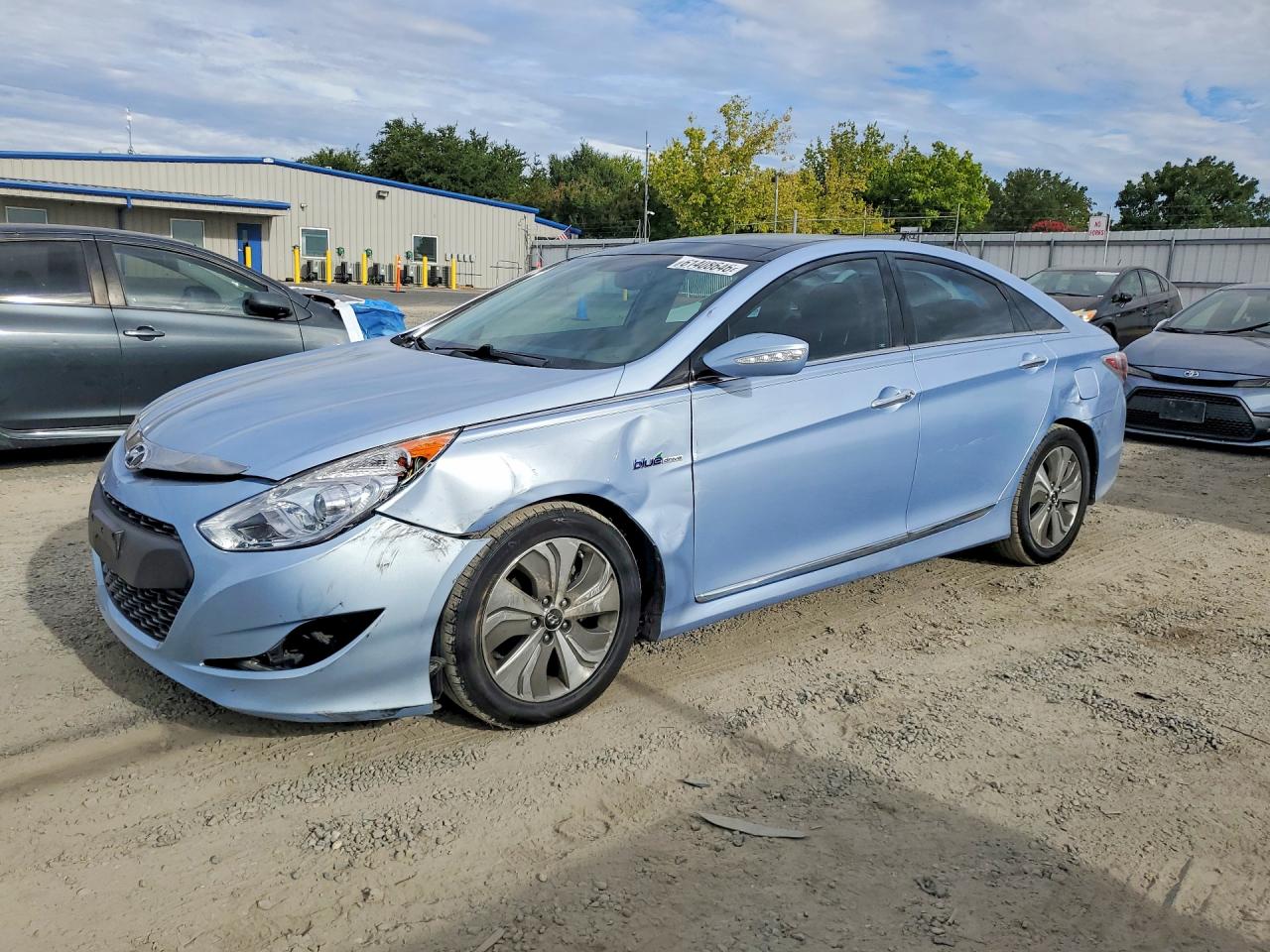 2013 Hyundai Sonata Hybrid Blue vin: KMHEC4A42DA083531
