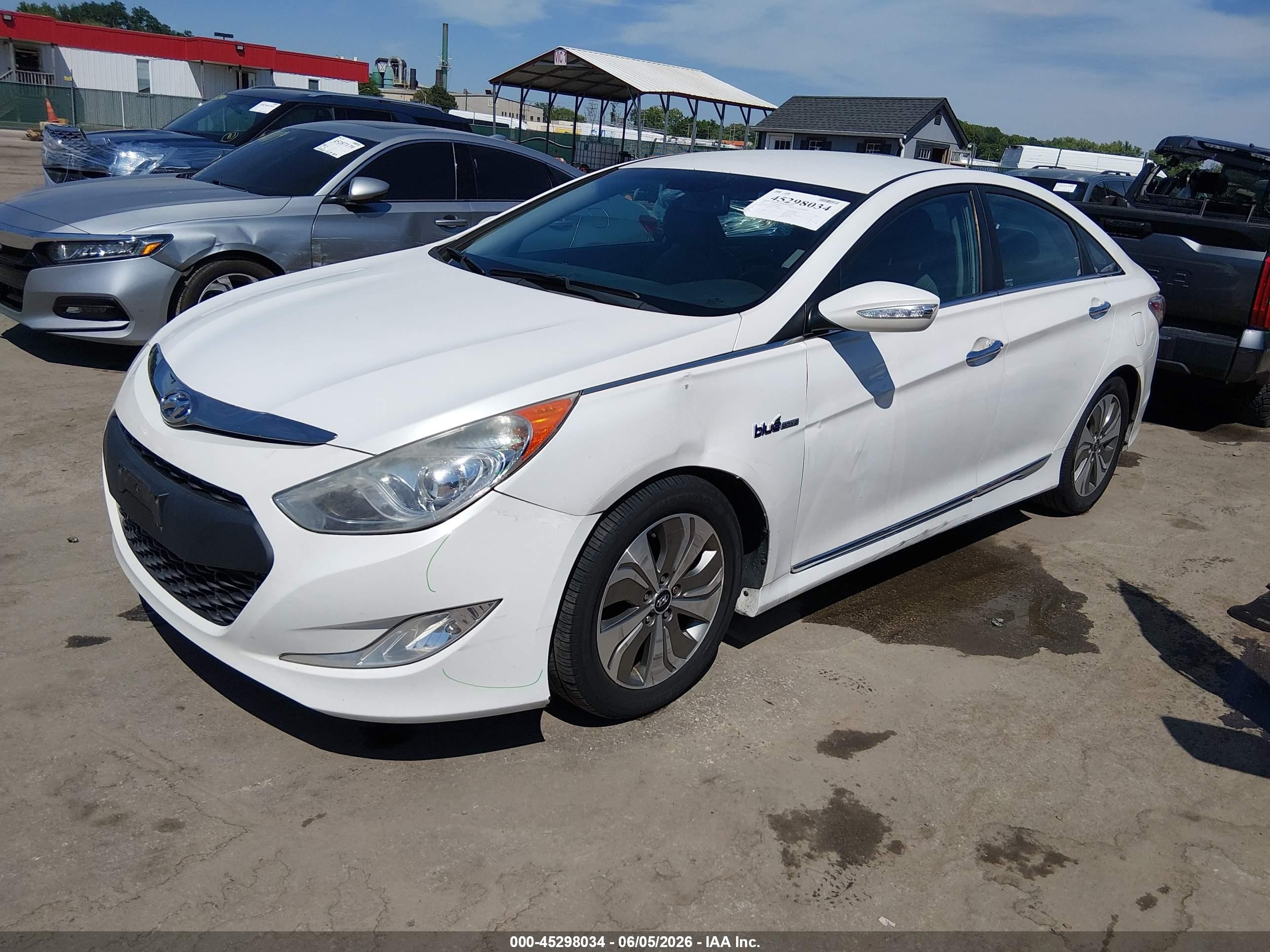 2013 Hyundai Sonata Hybrid Limited White vin: KMHEC4A42DA090687