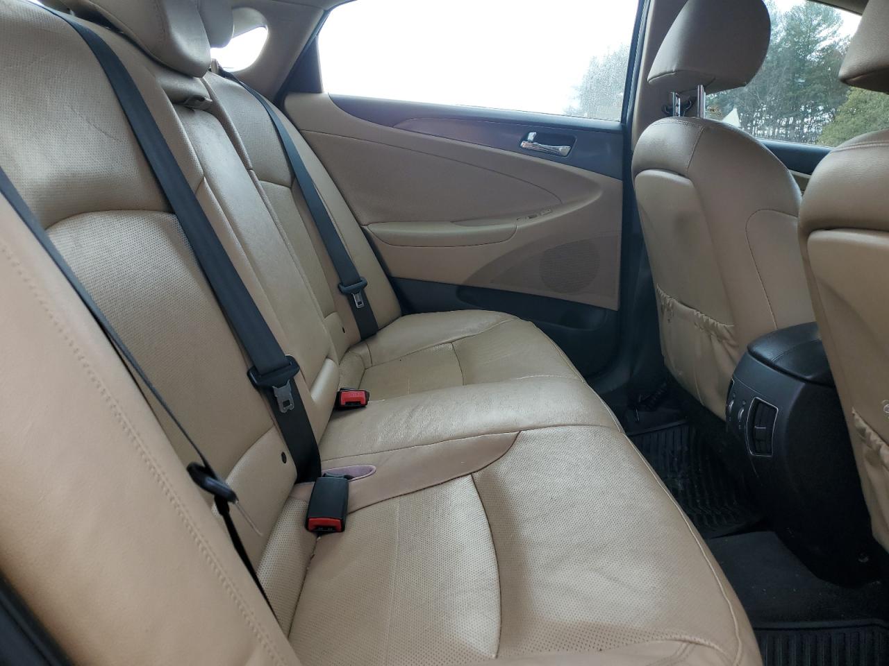 2013 Hyundai Sonata Hybrid Limited Black vin: KMHEC4A42DA096909