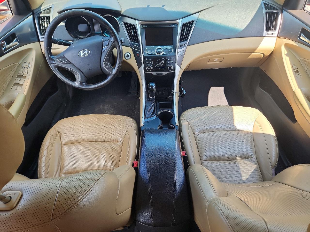 2013 Hyundai Sonata Hybrid Red vin: KMHEC4A42DA098000