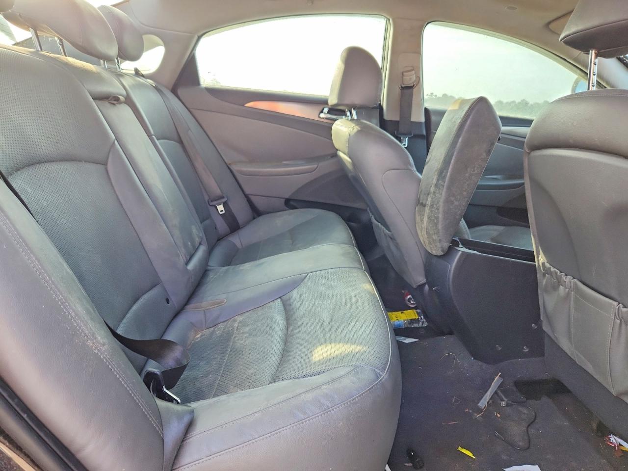 2014 Hyundai Sonata Hybrid Черный vin: KMHEC4A42EA102306