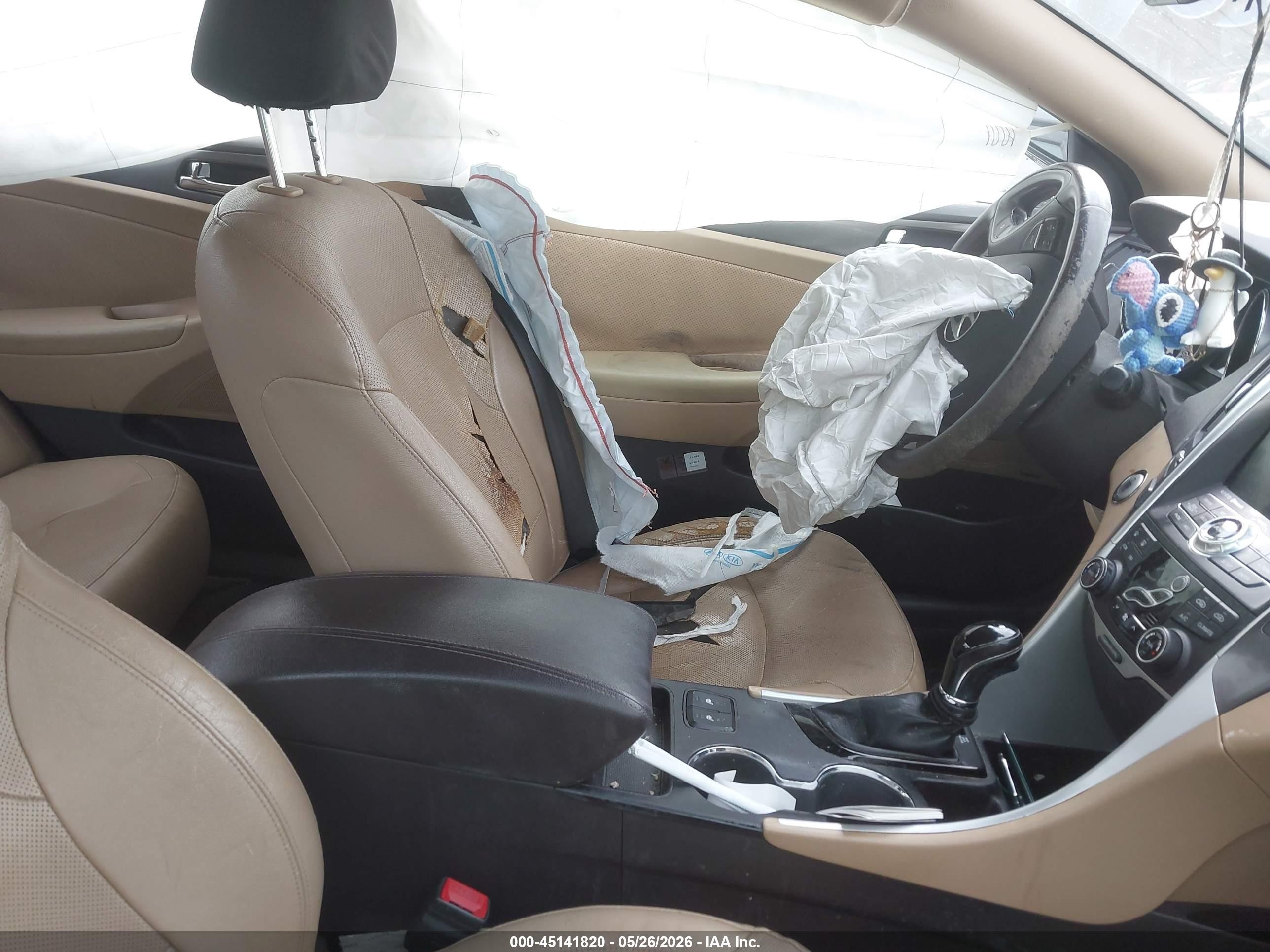 2014 Hyundai Sonata Hybrid Limited Black vin: KMHEC4A42EA105643