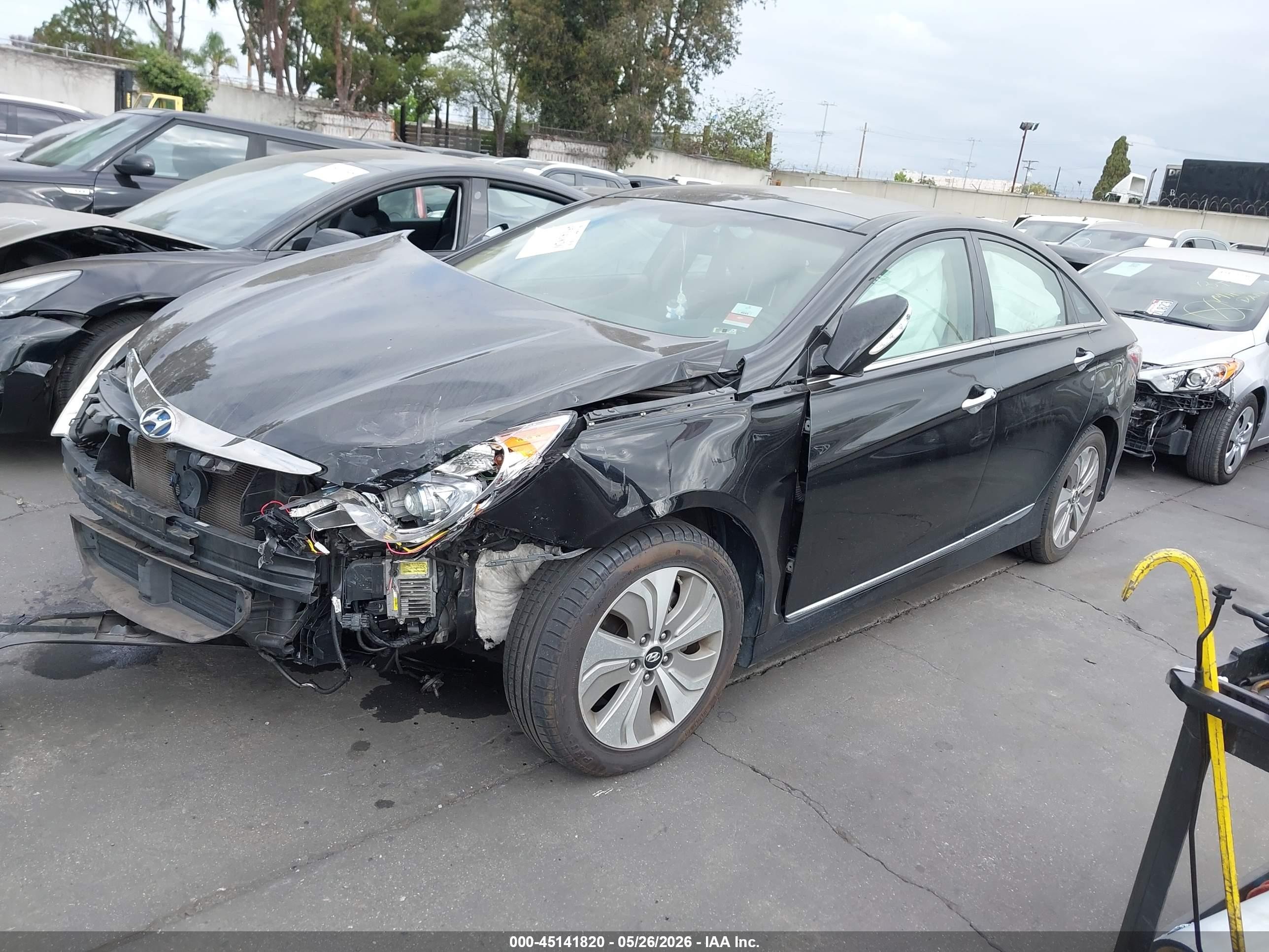 2014 Hyundai Sonata Hybrid Limited Black vin: KMHEC4A42EA105643