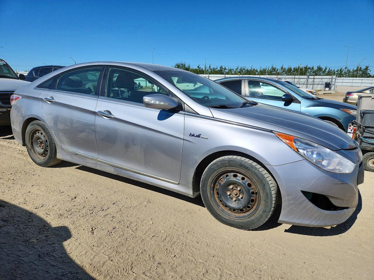 2014 Hyundai Sonata Hybrid Silver vin: KMHEC4A42EA118358