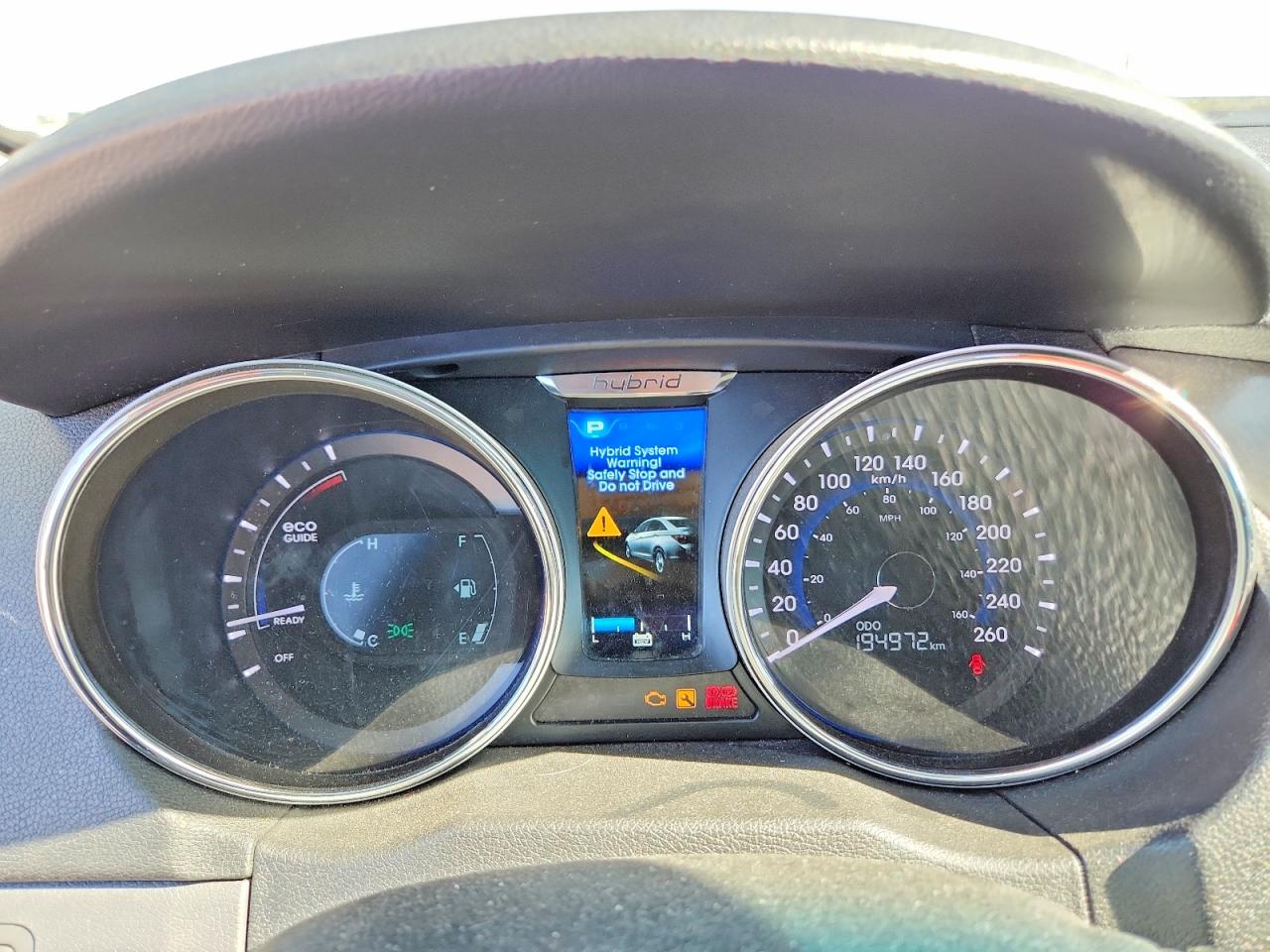 2014 Hyundai Sonata Hybrid Silver vin: KMHEC4A42EA118358