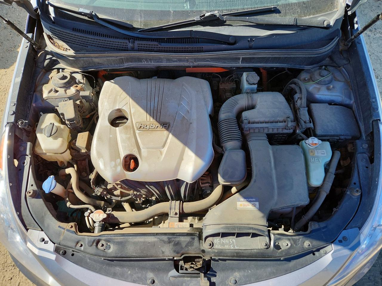 2014 Hyundai Sonata Hybrid Silver vin: KMHEC4A42EA118358