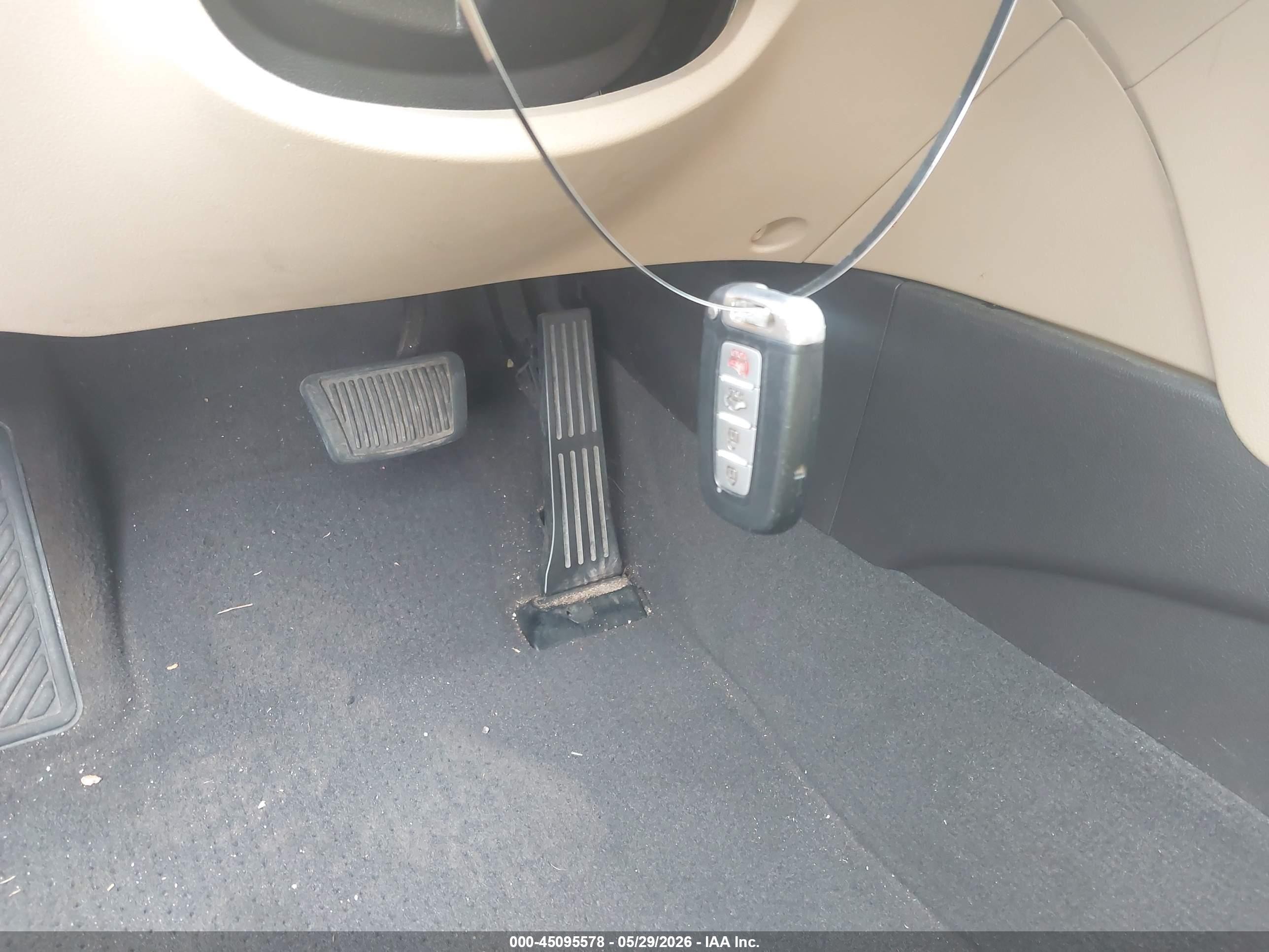 2015 Hyundai Sonata Hybrid Limited White vin: KMHEC4A42FA125263