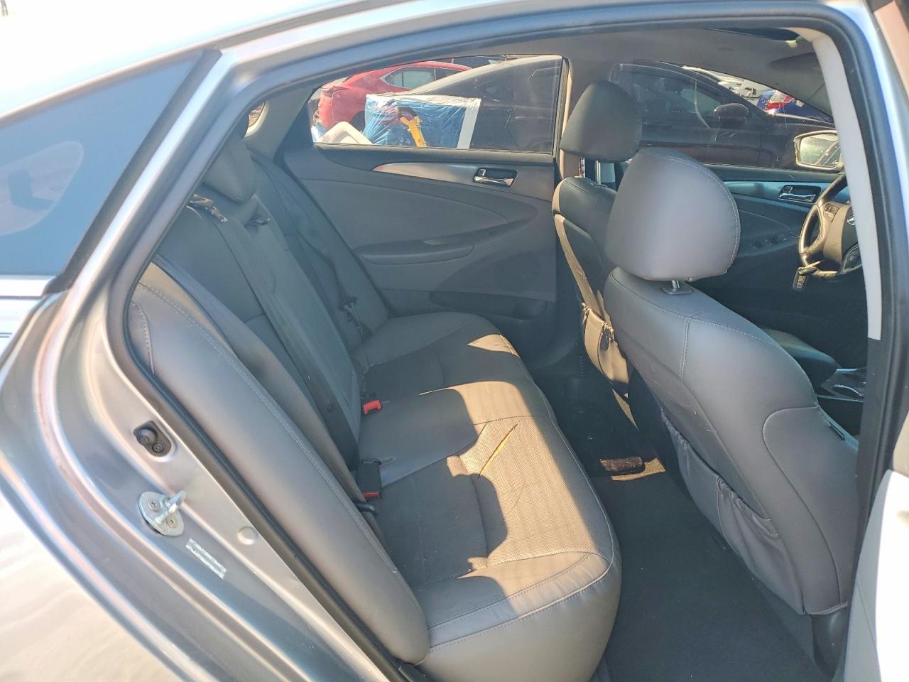 2015 Hyundai Sonata Hybrid Limited Gray vin: KMHEC4A42FA125893