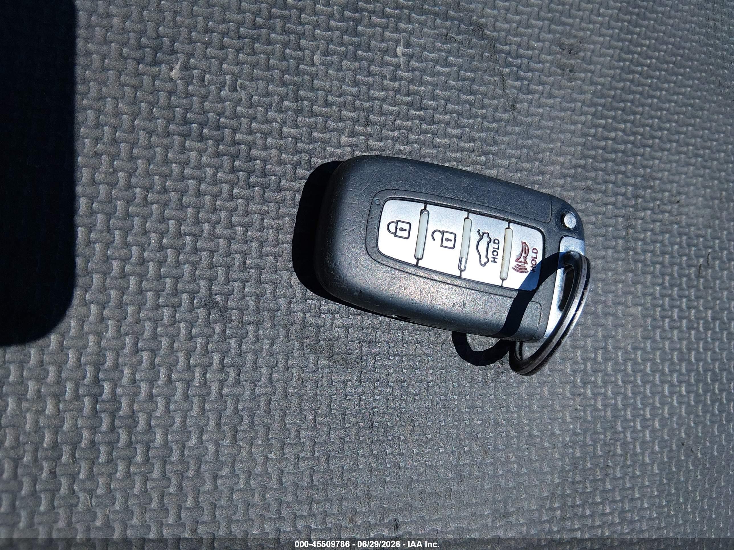 2015 Hyundai Sonata Hybrid Limited White vin: KMHEC4A42FA132620