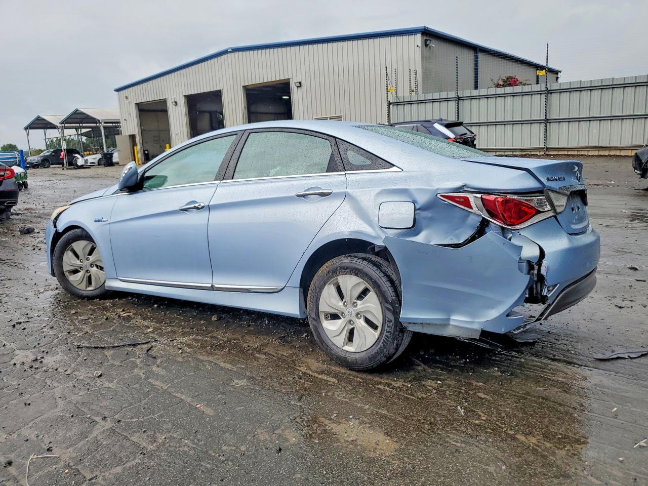 2015 Hyundai Sonata Hybrid Base Blue vin: KMHEC4A42FA133878