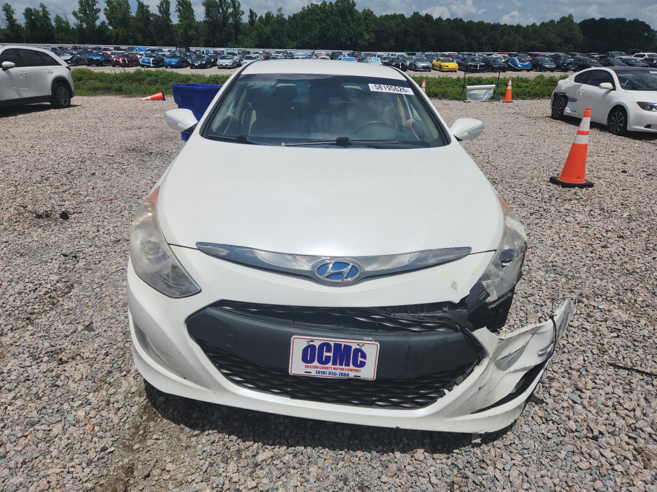 2015 Hyundai Sonata Hybrid Base White vin: KMHEC4A42FA134559