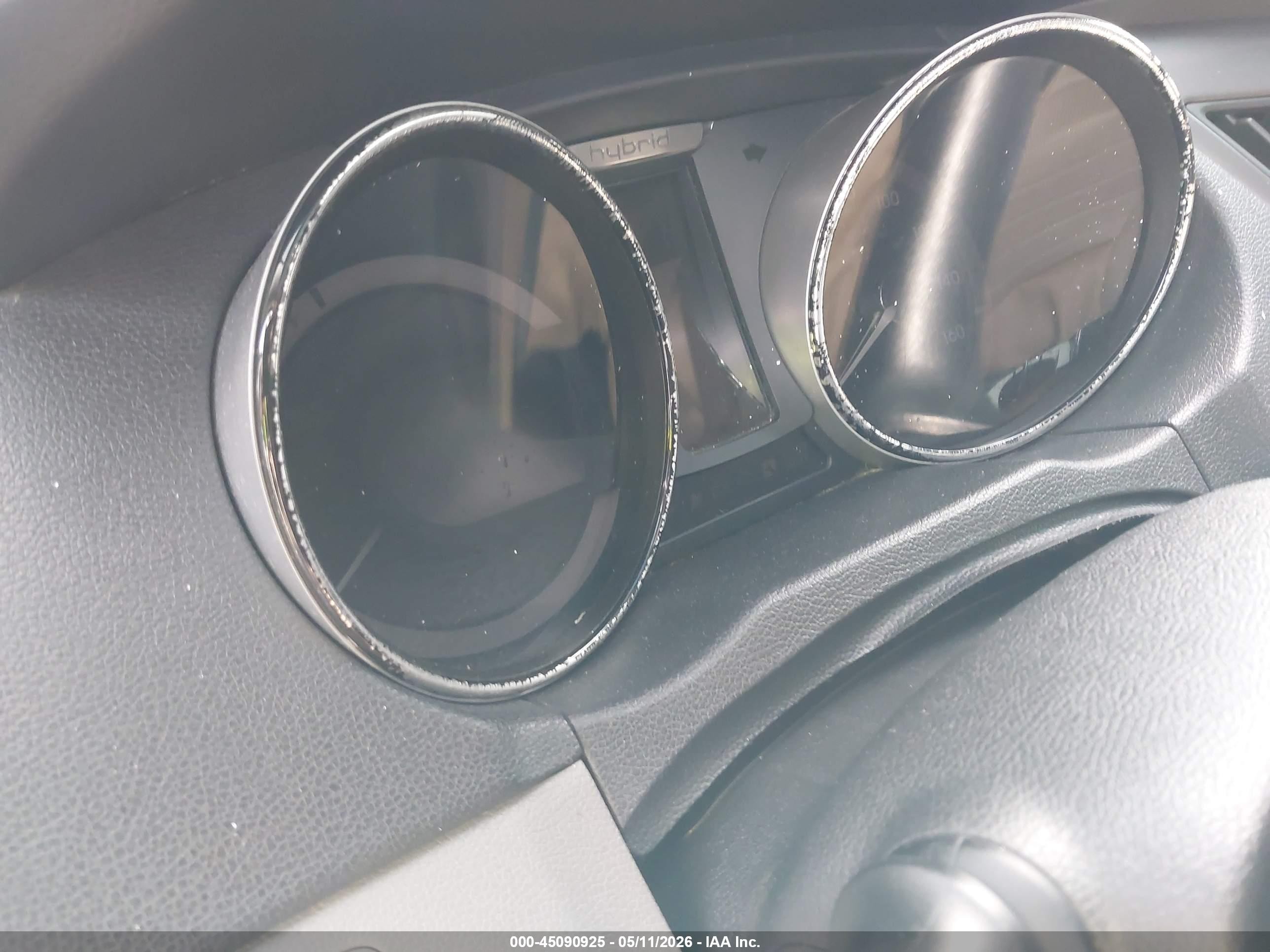 2015 Hyundai Sonata Hybrid Limited Gray vin: KMHEC4A42FA136182