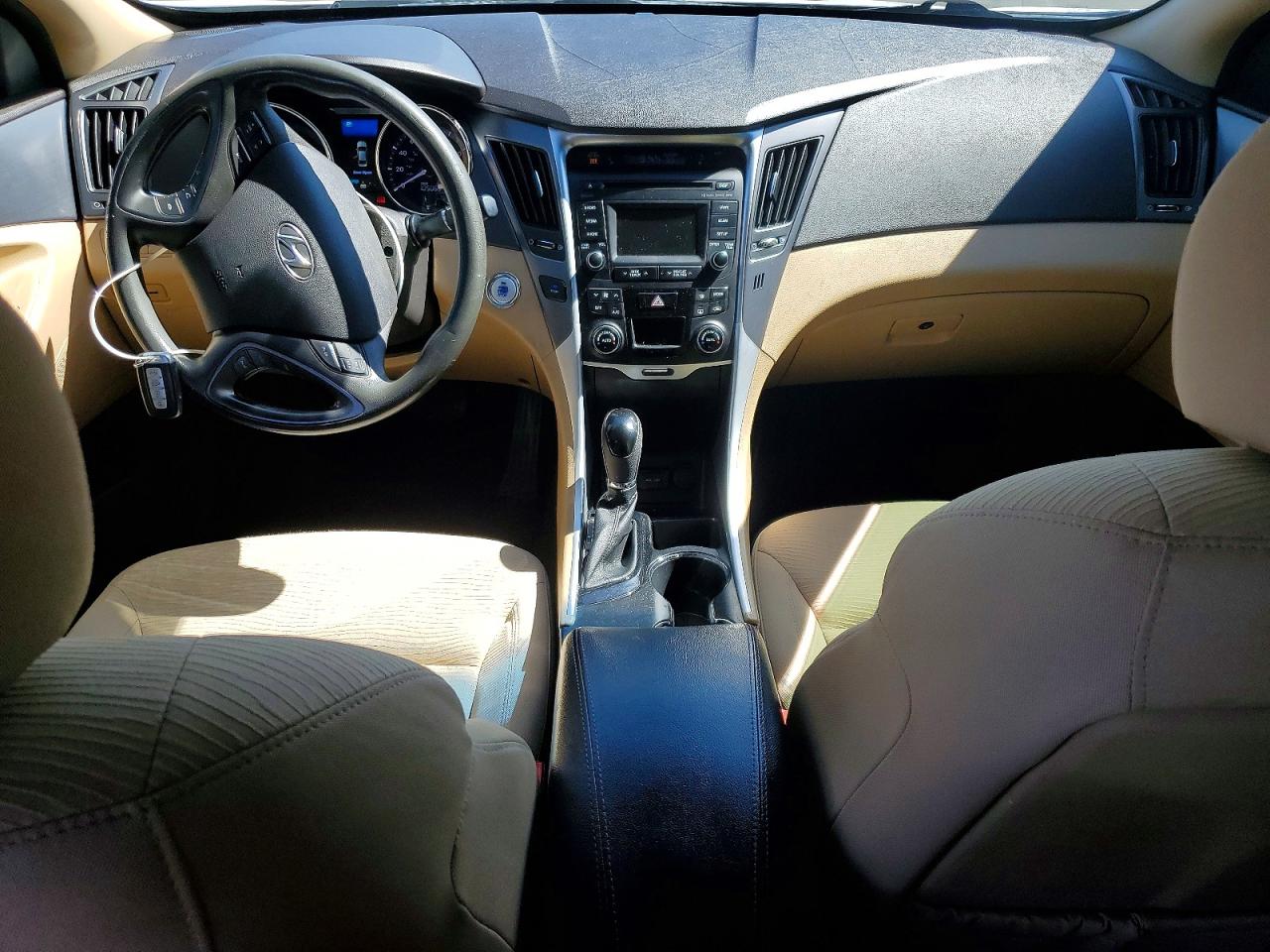 2015 Hyundai Sonata Hybrid Base White vin: KMHEC4A42FA137901