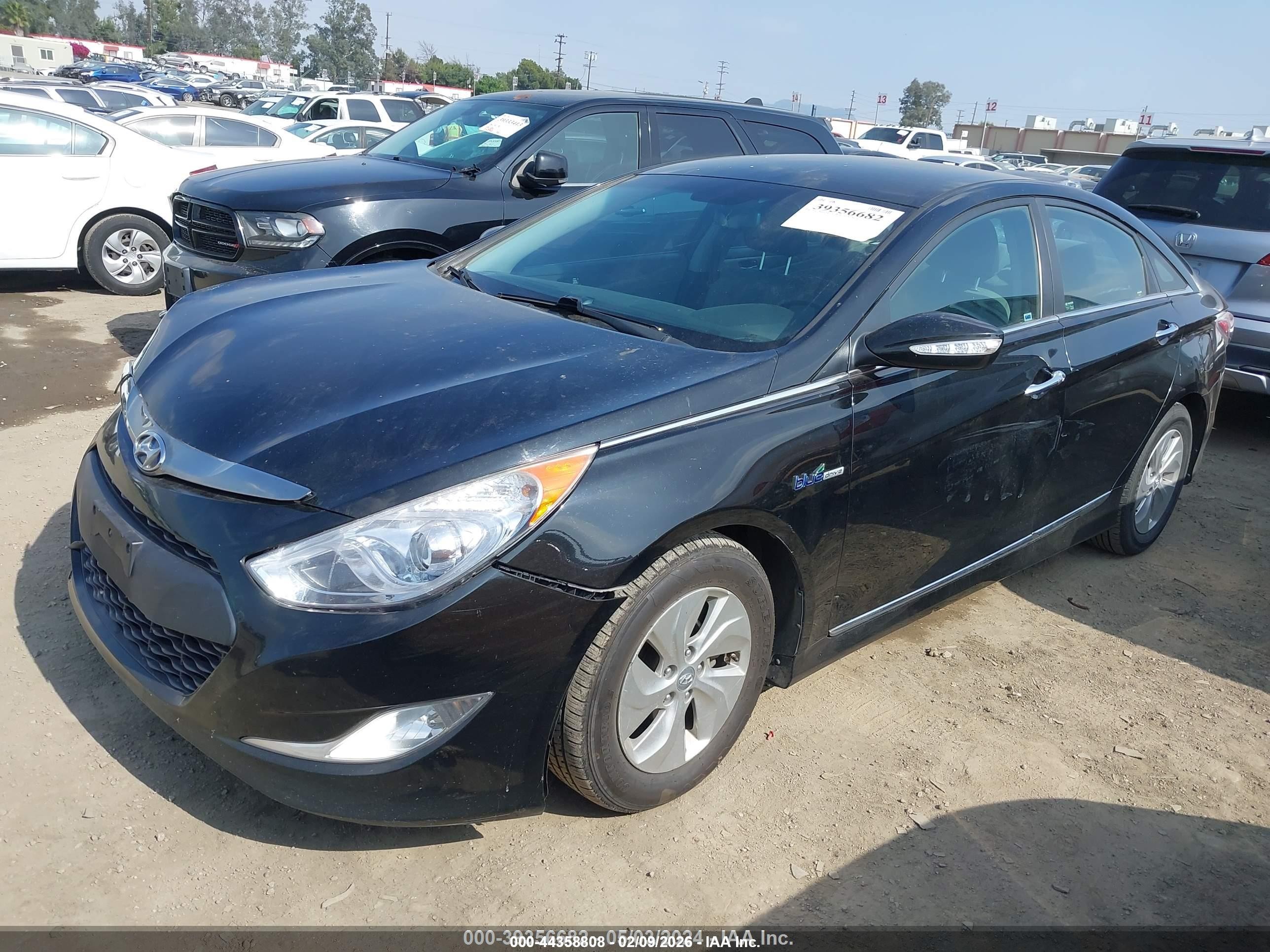 2015 Hyundai Sonata Hybrid   Black vin: KMHEC4A42FA138594