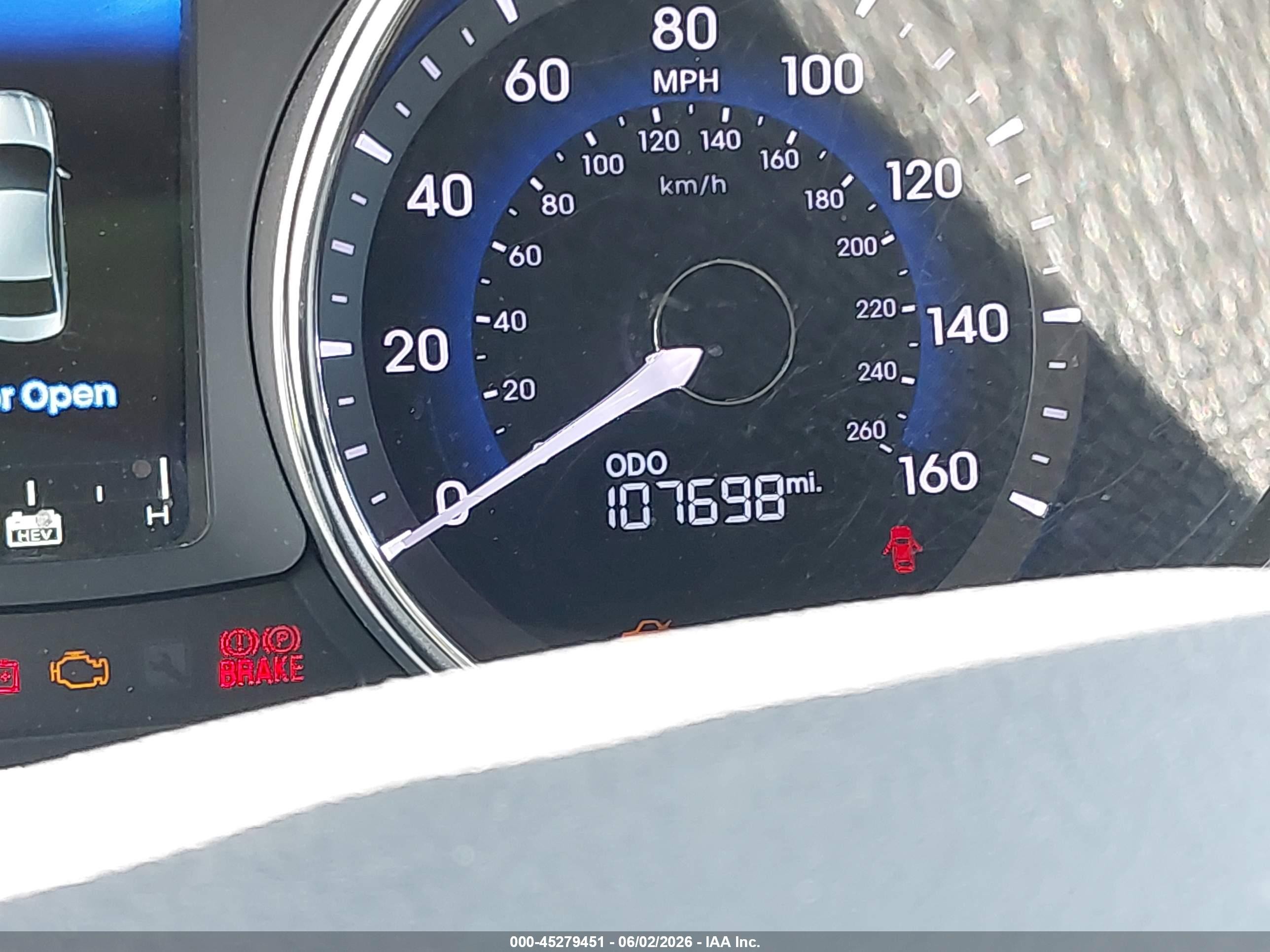 2015 Hyundai Sonata Hybrid   Silver vin: KMHEC4A42FA138692