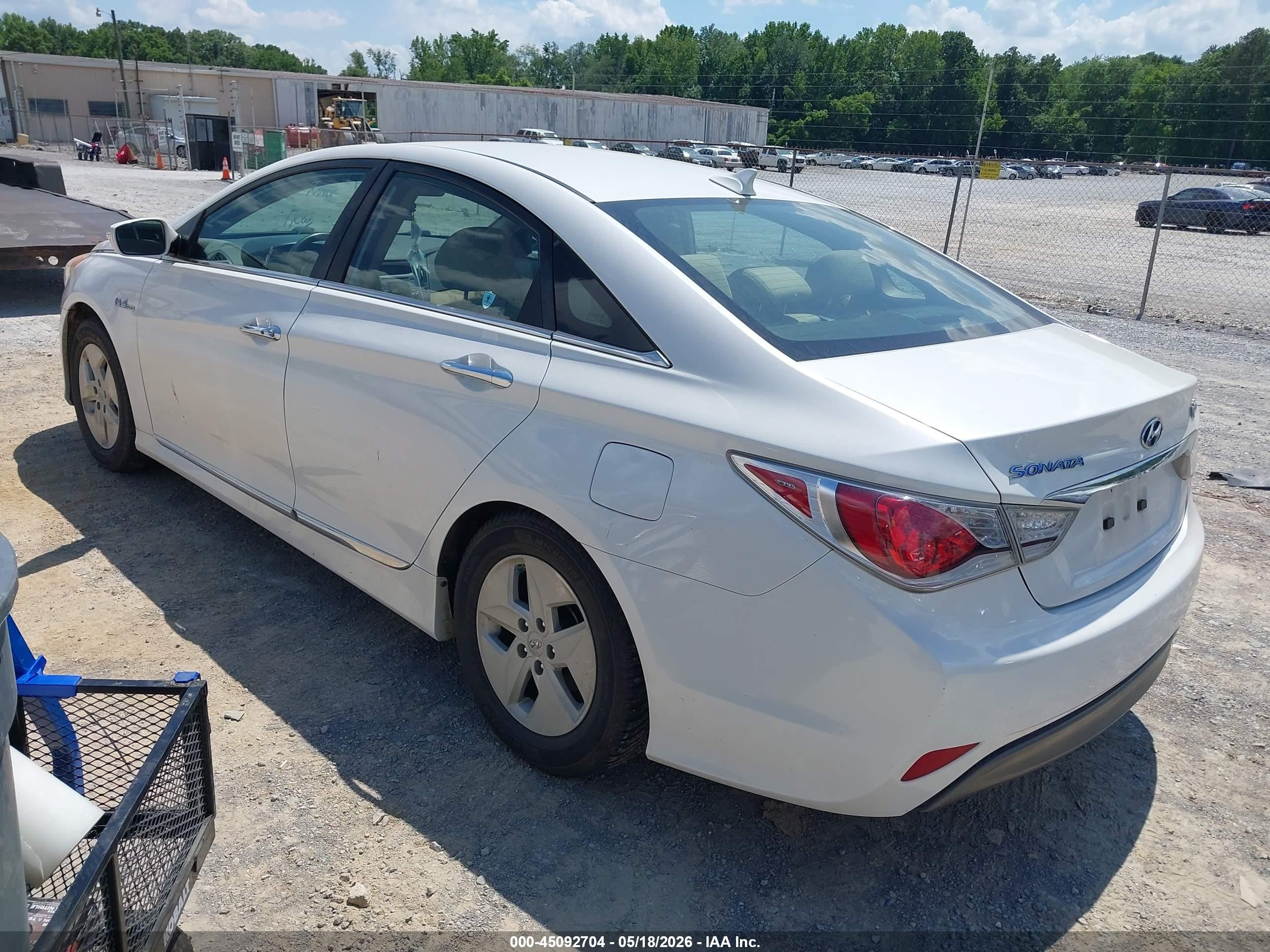 2011 Hyundai Sonata Hybrid   White vin: KMHEC4A43BA000606