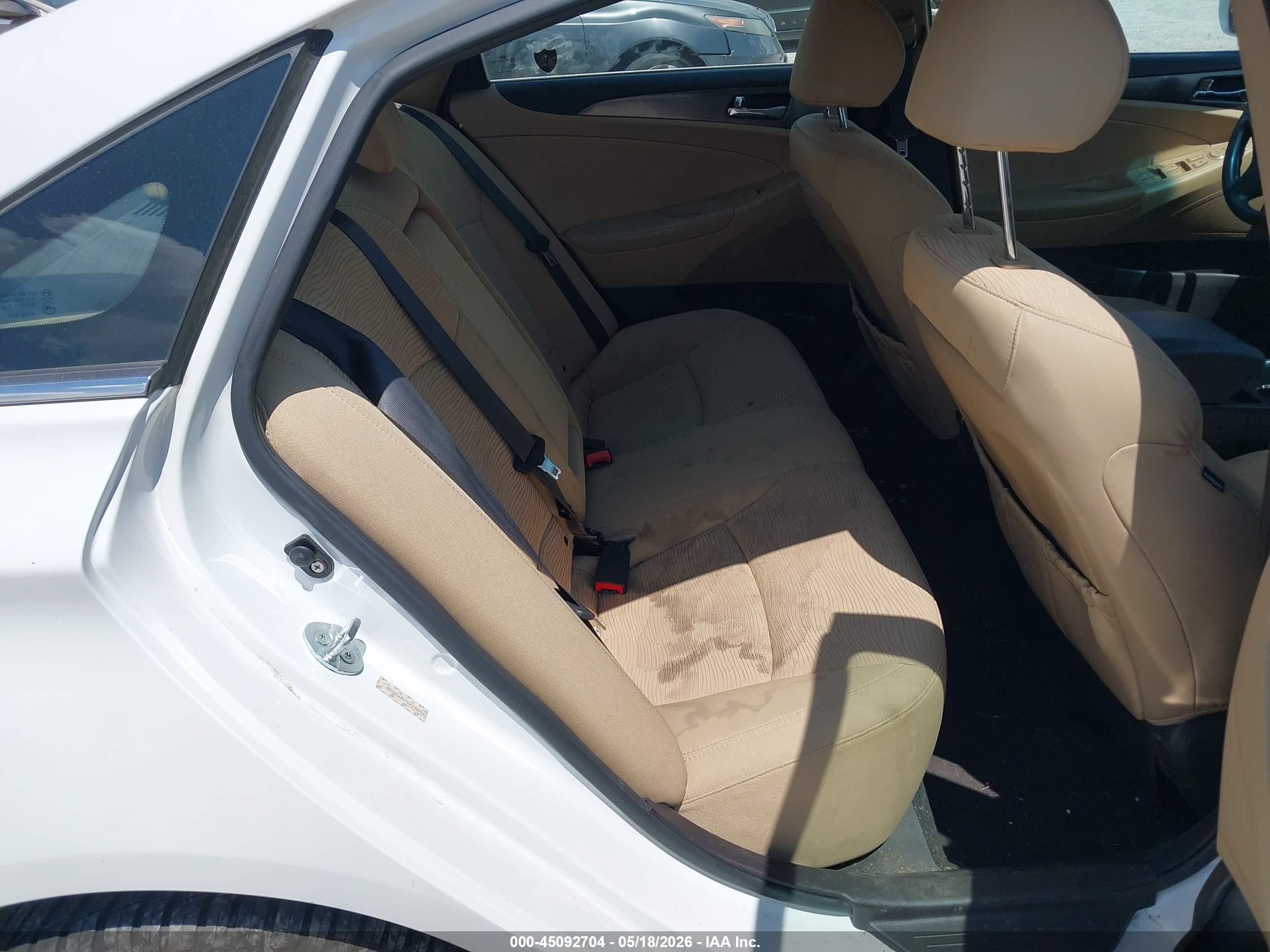2011 Hyundai Sonata Hybrid   White vin: KMHEC4A43BA000606