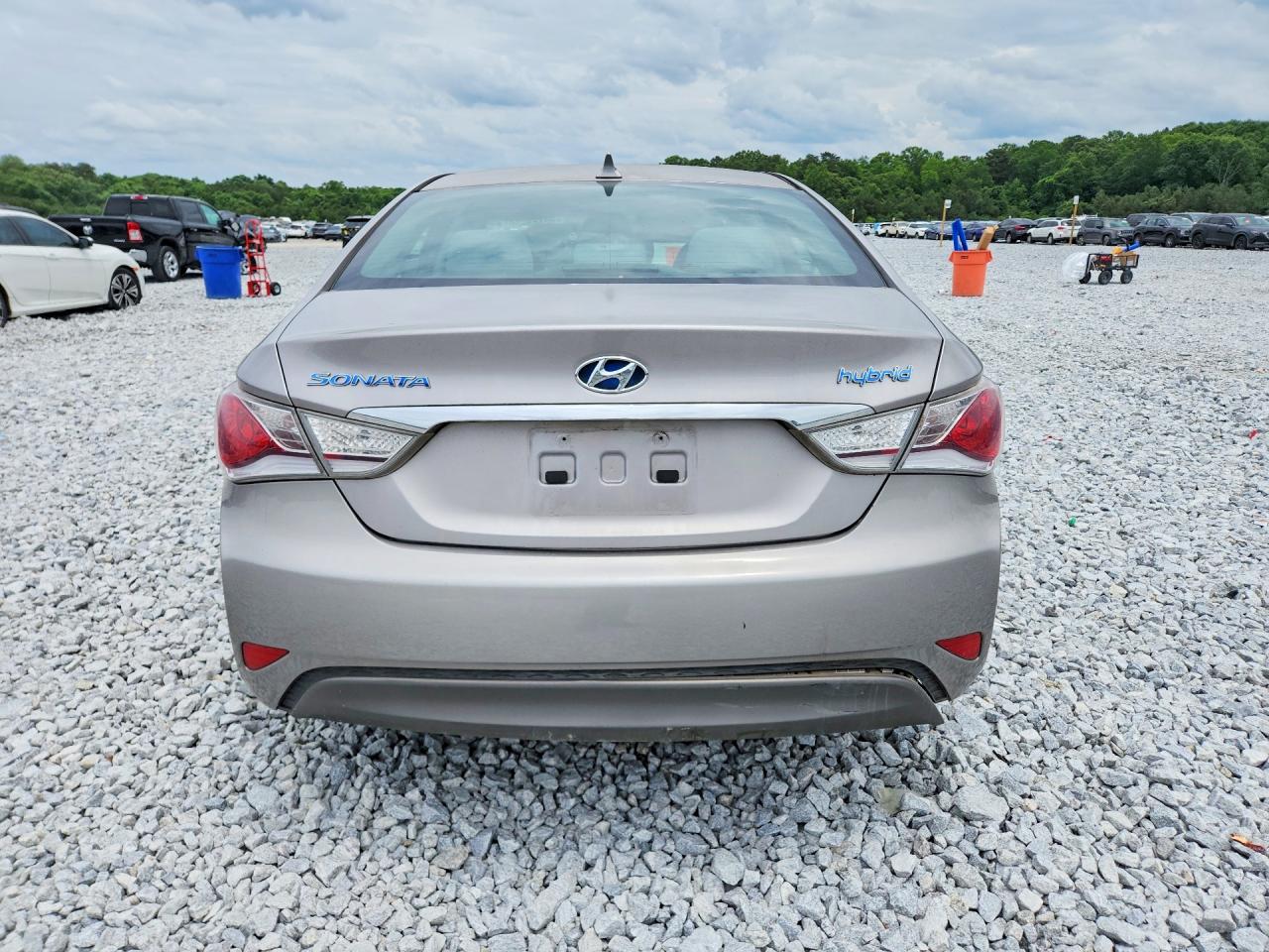 2011 Hyundai Sonata Hybrid Silver vin: KMHEC4A43BA004445