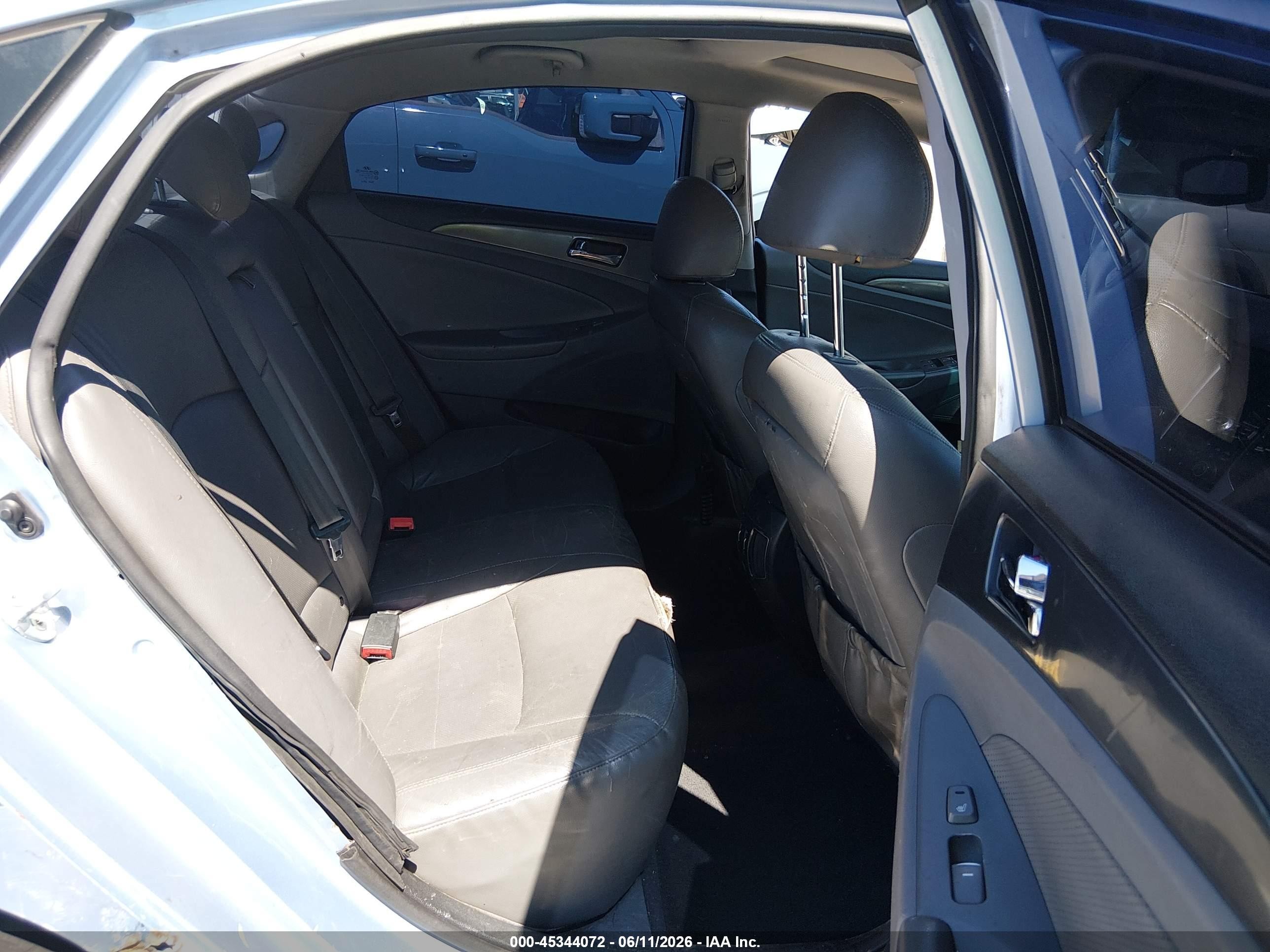 2012 Hyundai Sonata Hybrid Light Blue vin: KMHEC4A43CA027855