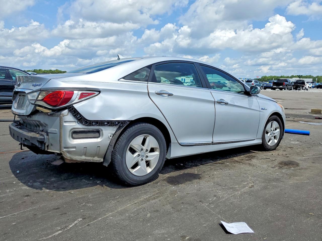 2012 Hyundai Sonata Hybrid Silver vin: KMHEC4A43CA029590