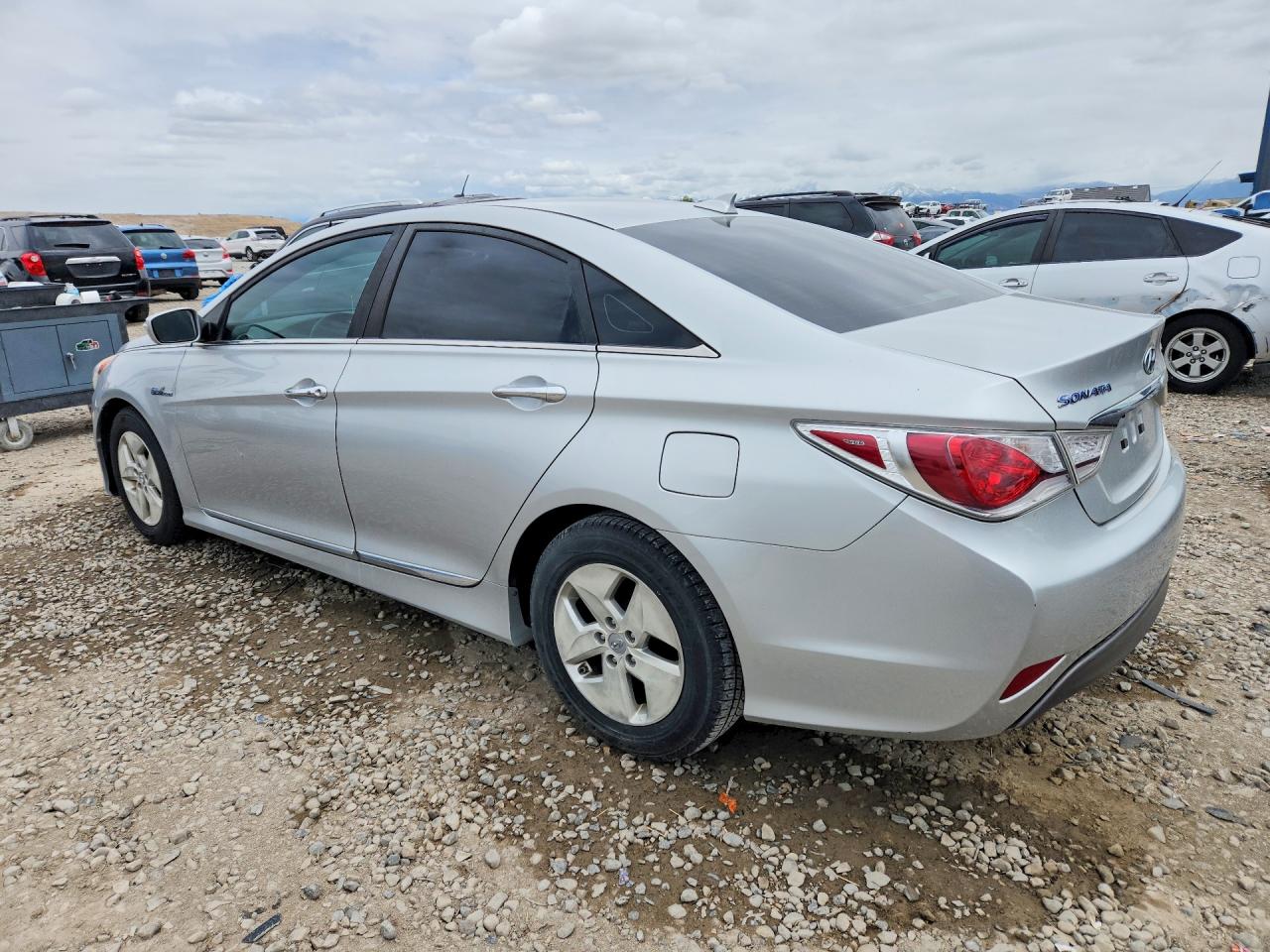 2012 Hyundai Sonata Hybrid Silver vin: KMHEC4A43CA035549