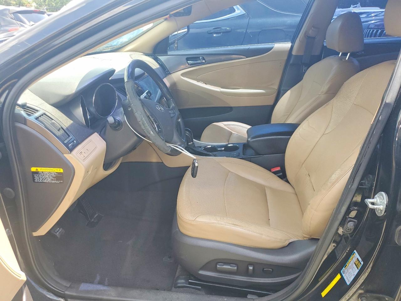 2012 Hyundai Sonata Hybrid Black vin: KMHEC4A43CA059351