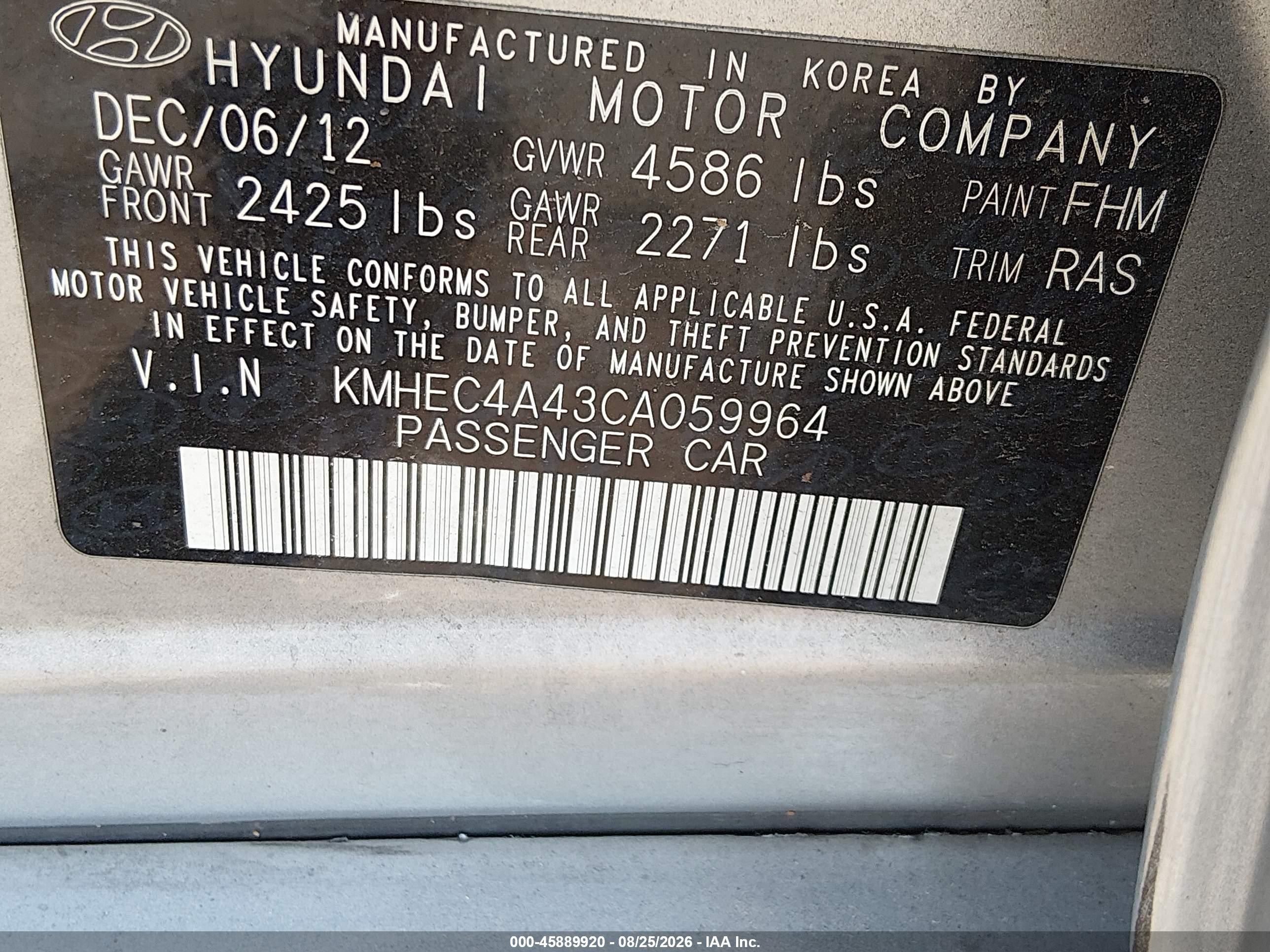 2012 Hyundai Sonata Hybrid   Silver vin: KMHEC4A43CA059964