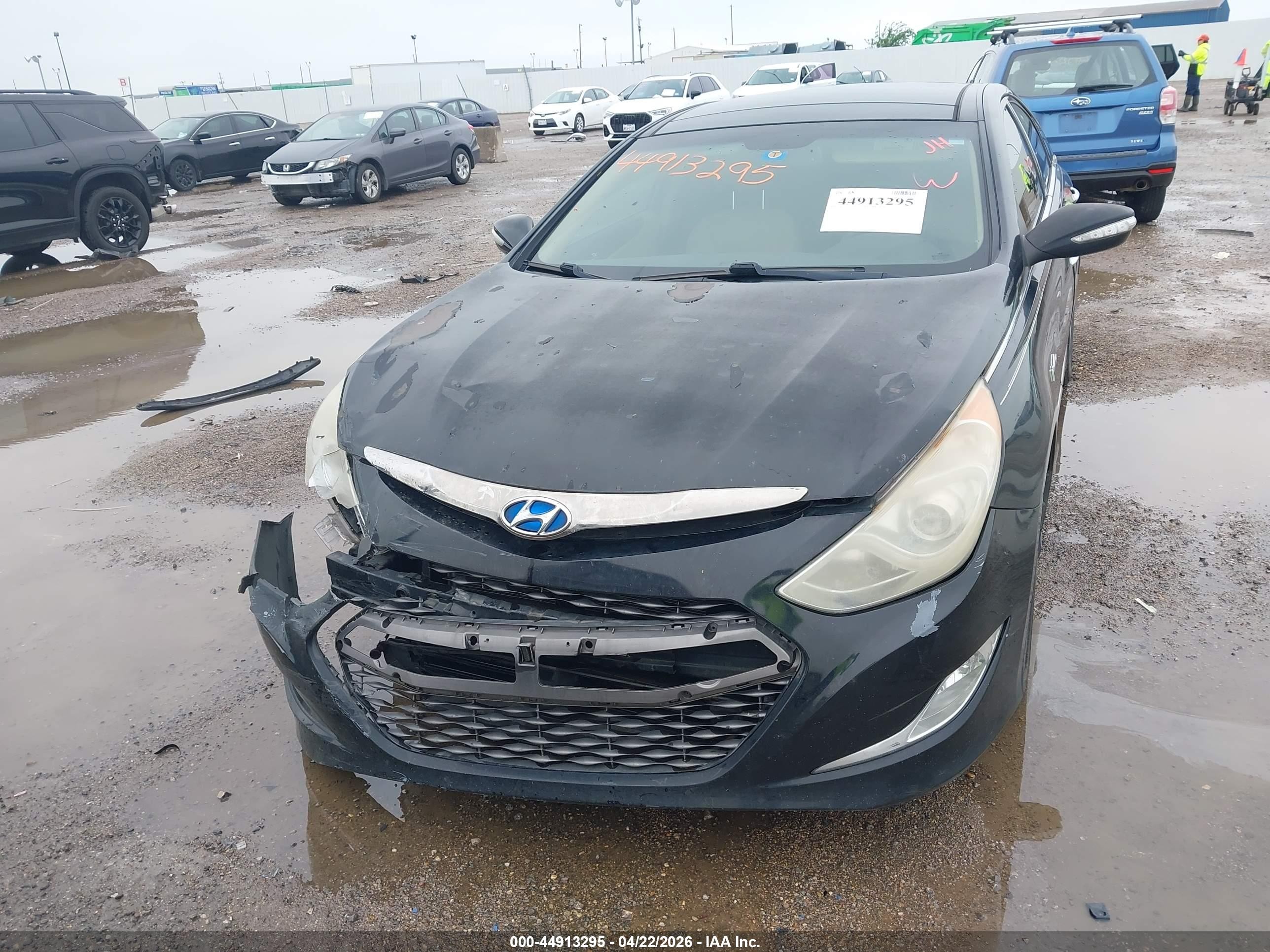 2012 Hyundai Sonata Hybrid   Black vin: KMHEC4A43CA060421